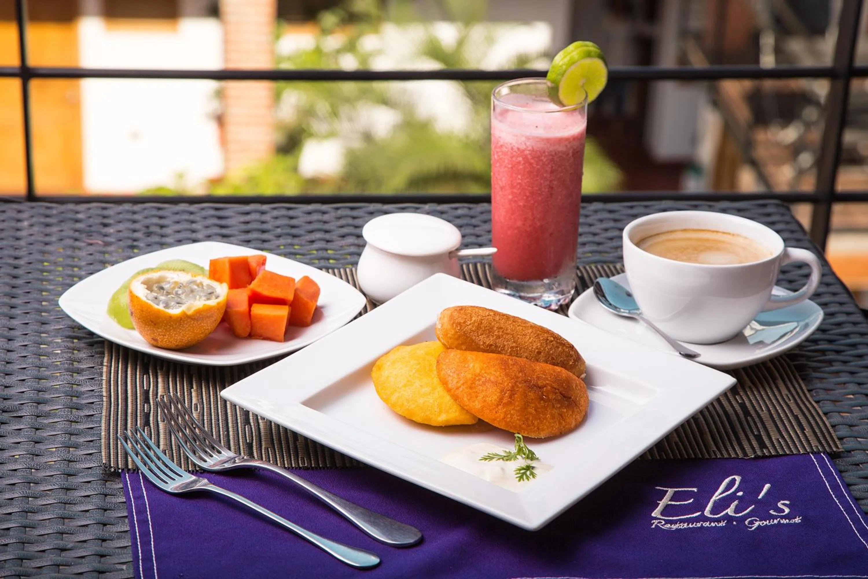 Restaurant/places to eat in Hotel Boutique Casa Carolina