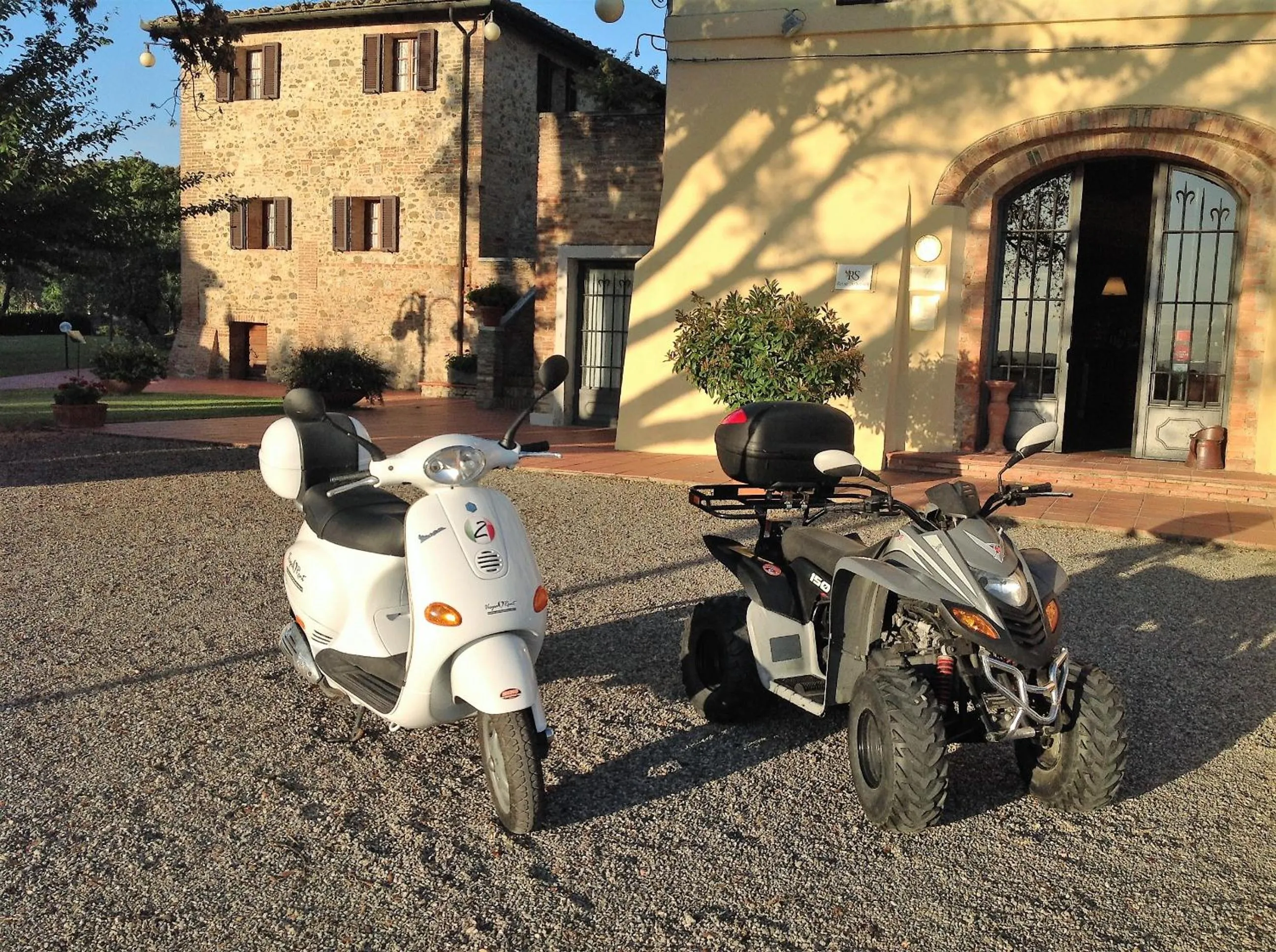 Decorative detail in Villa Curina Resort