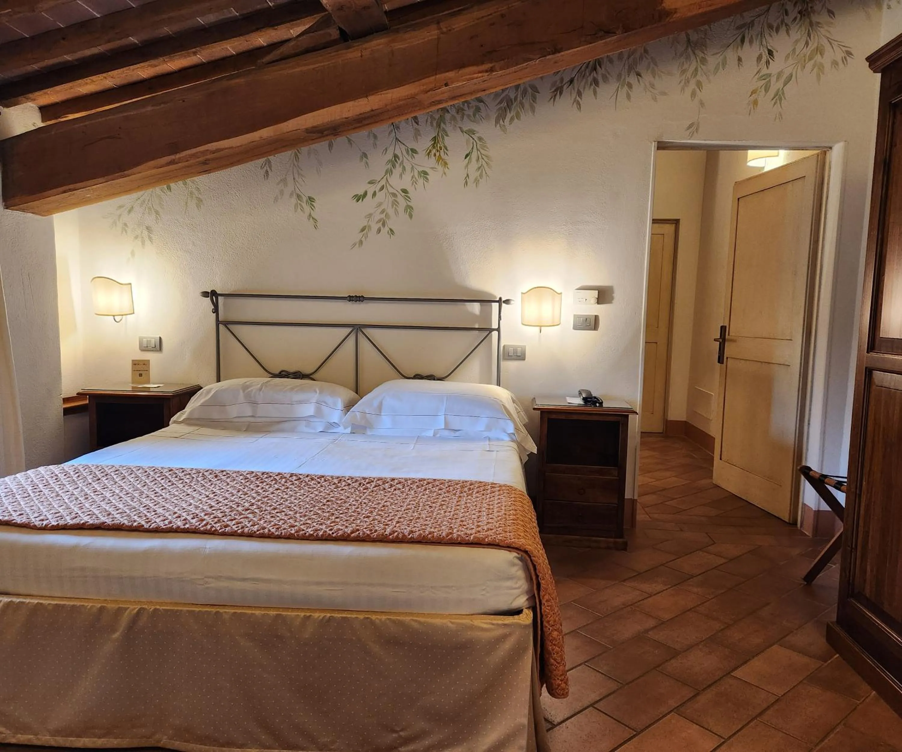 Bed in Villa Curina Resort