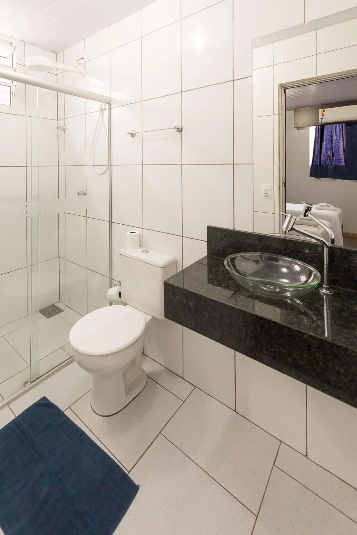 Shower in Espaço 345 Hotel Paulinia - Próximo Theatro Municipal