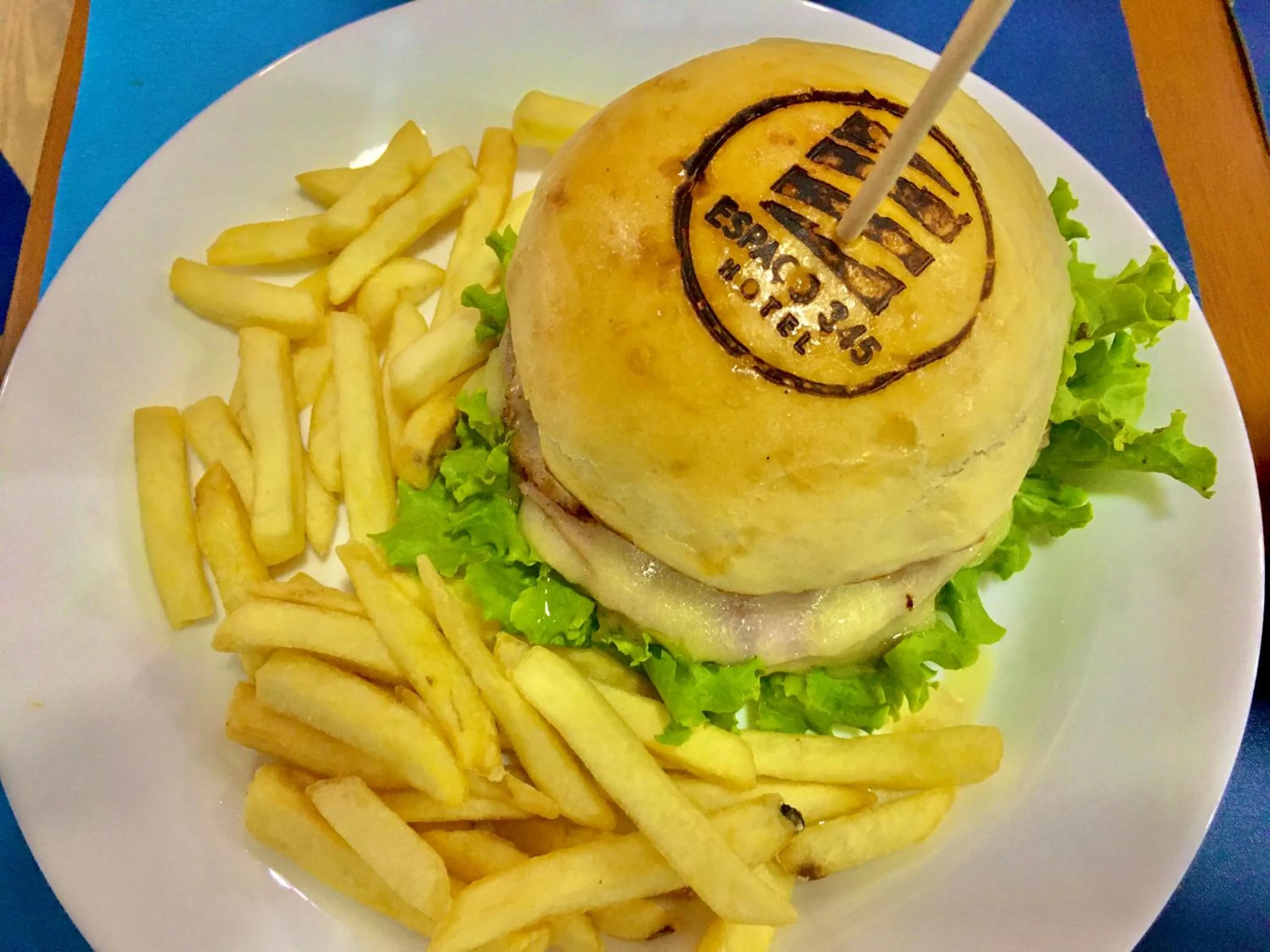 Restaurant/places to eat in Espaço 345 Hotel Paulinia - Próximo Theatro Municipal