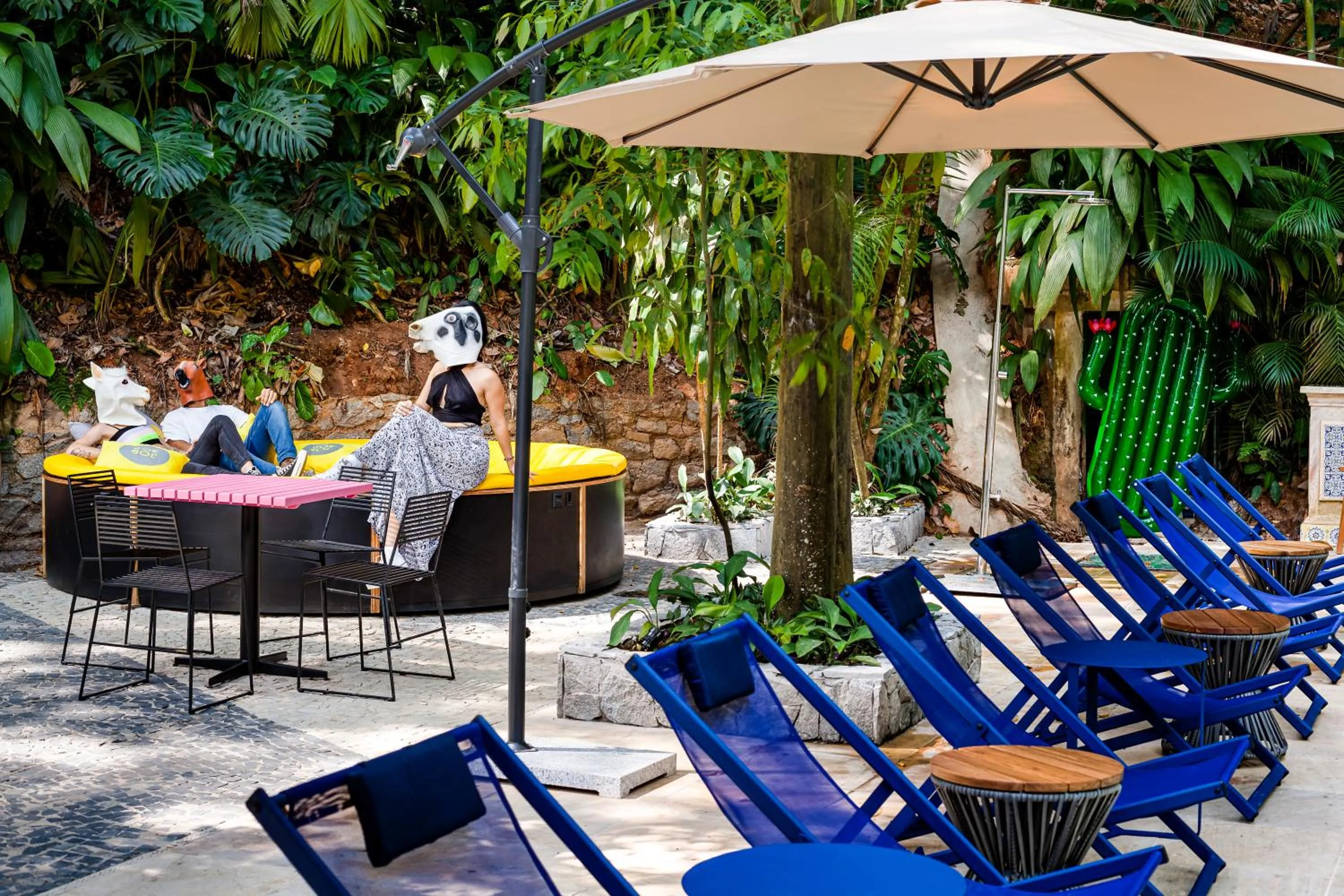 Seating area in JO&JOE Rio de Janeiro Largo do Boticario