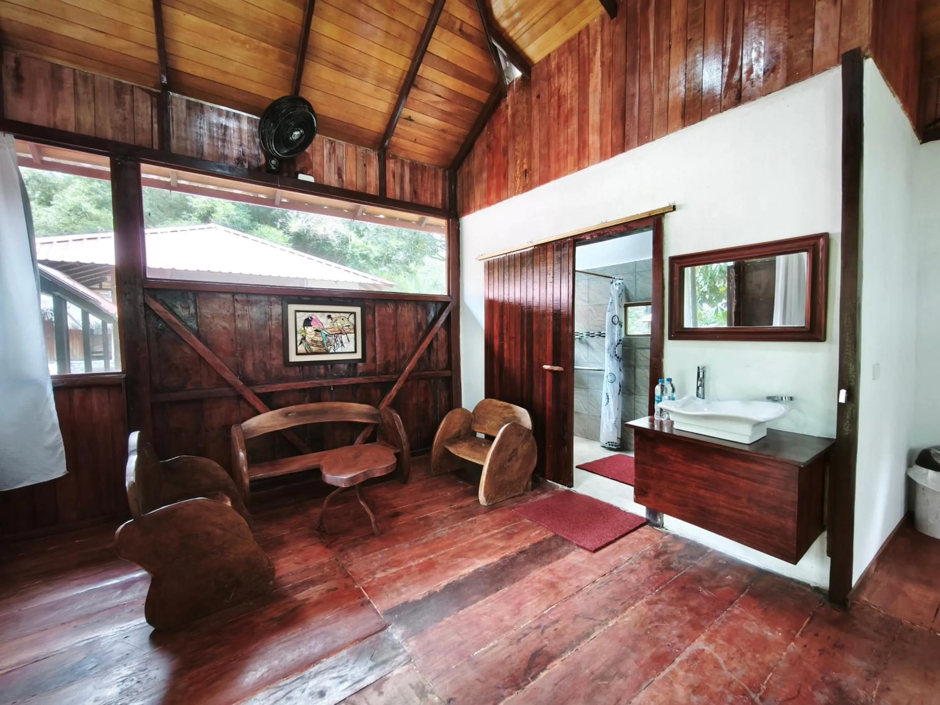 Mariana Miller Lodge