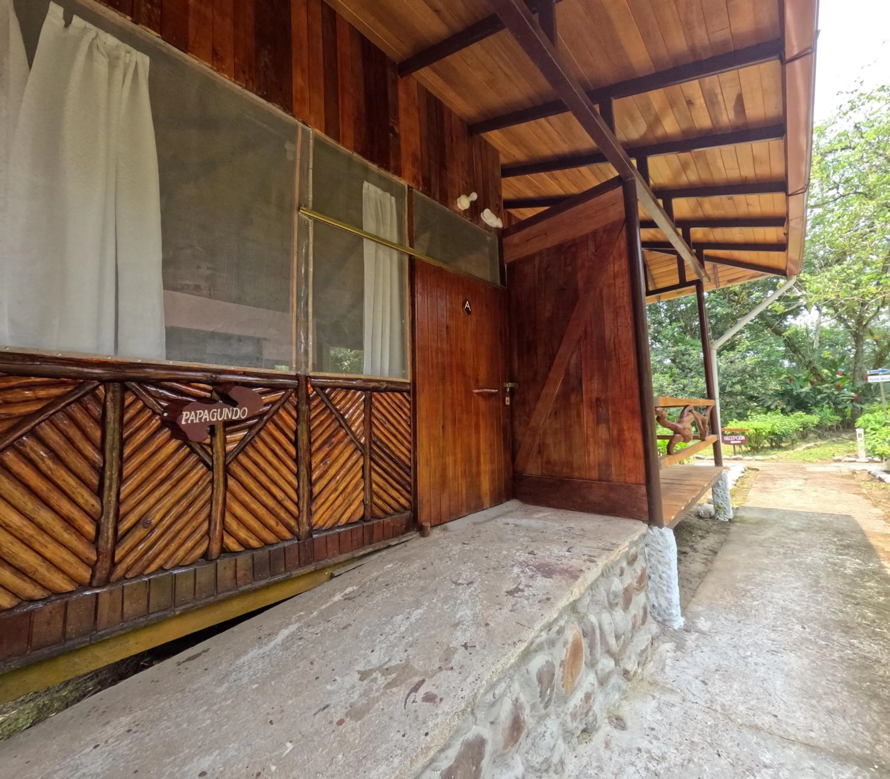 Mariana Miller Lodge