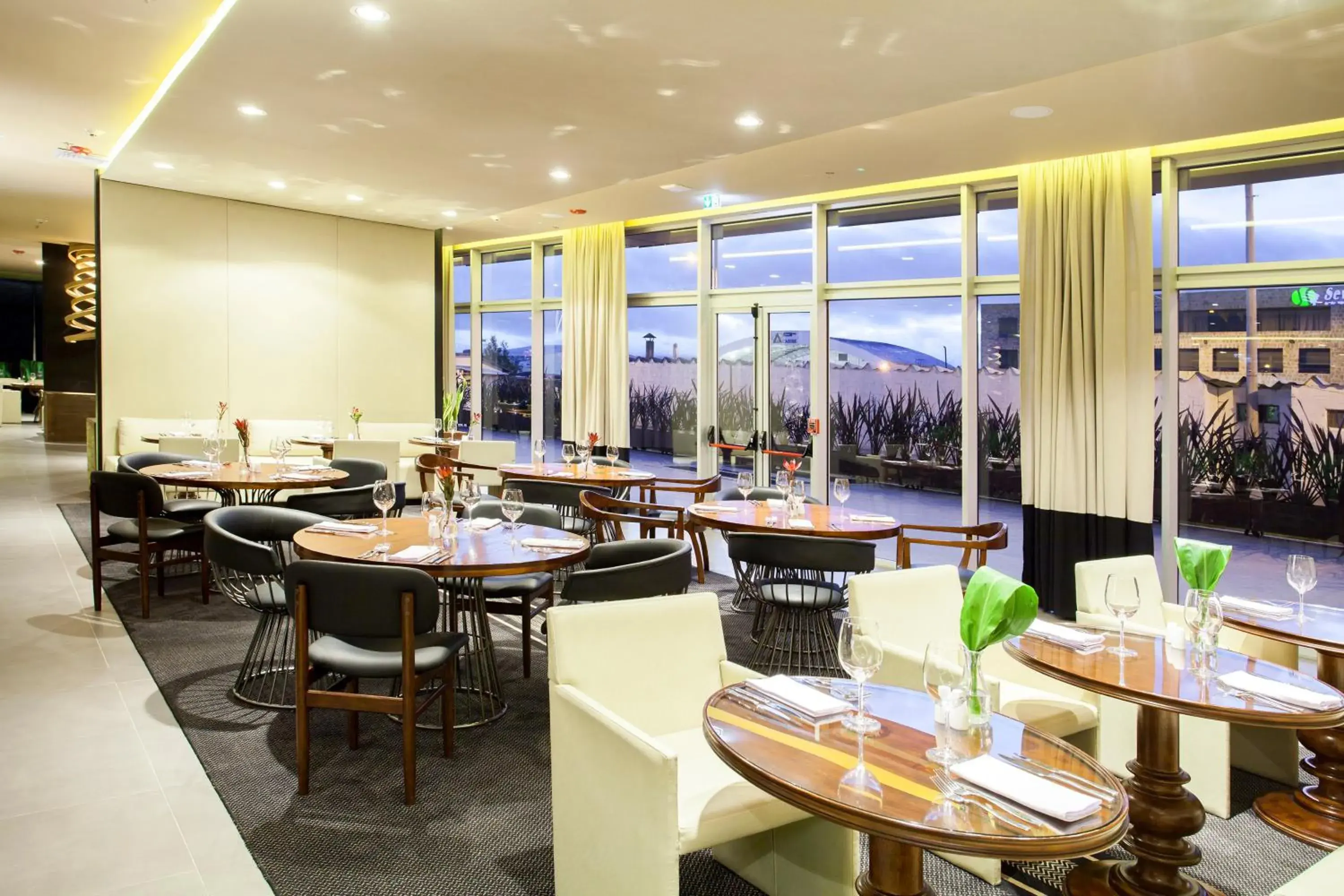 Restaurant/places to eat in Movich Buro 26 Restaurant/places to eat in Movich Buro 26