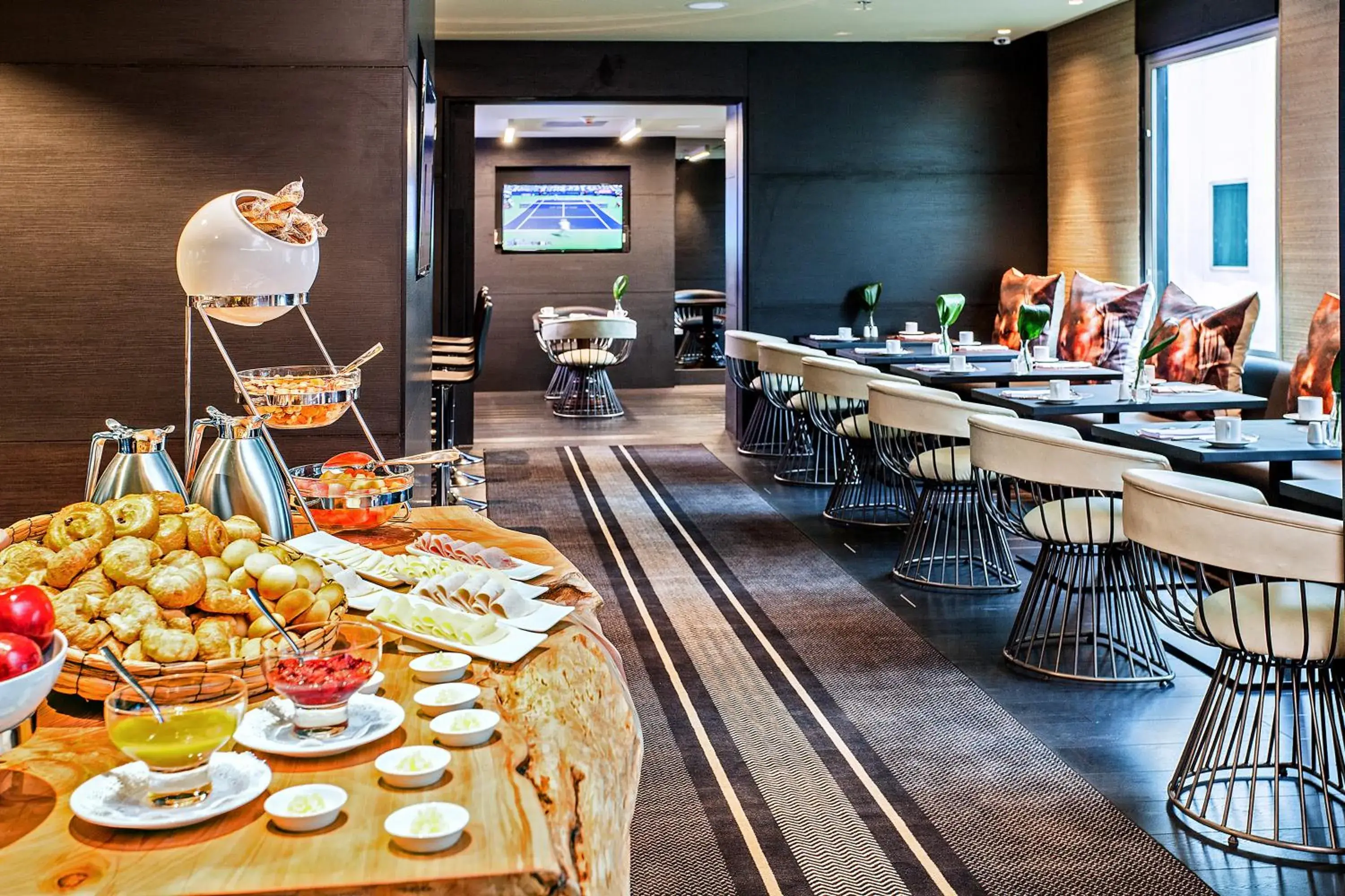 Restaurant/places to eat in Movich Buro 26 Restaurant/places to eat in Movich Buro 26