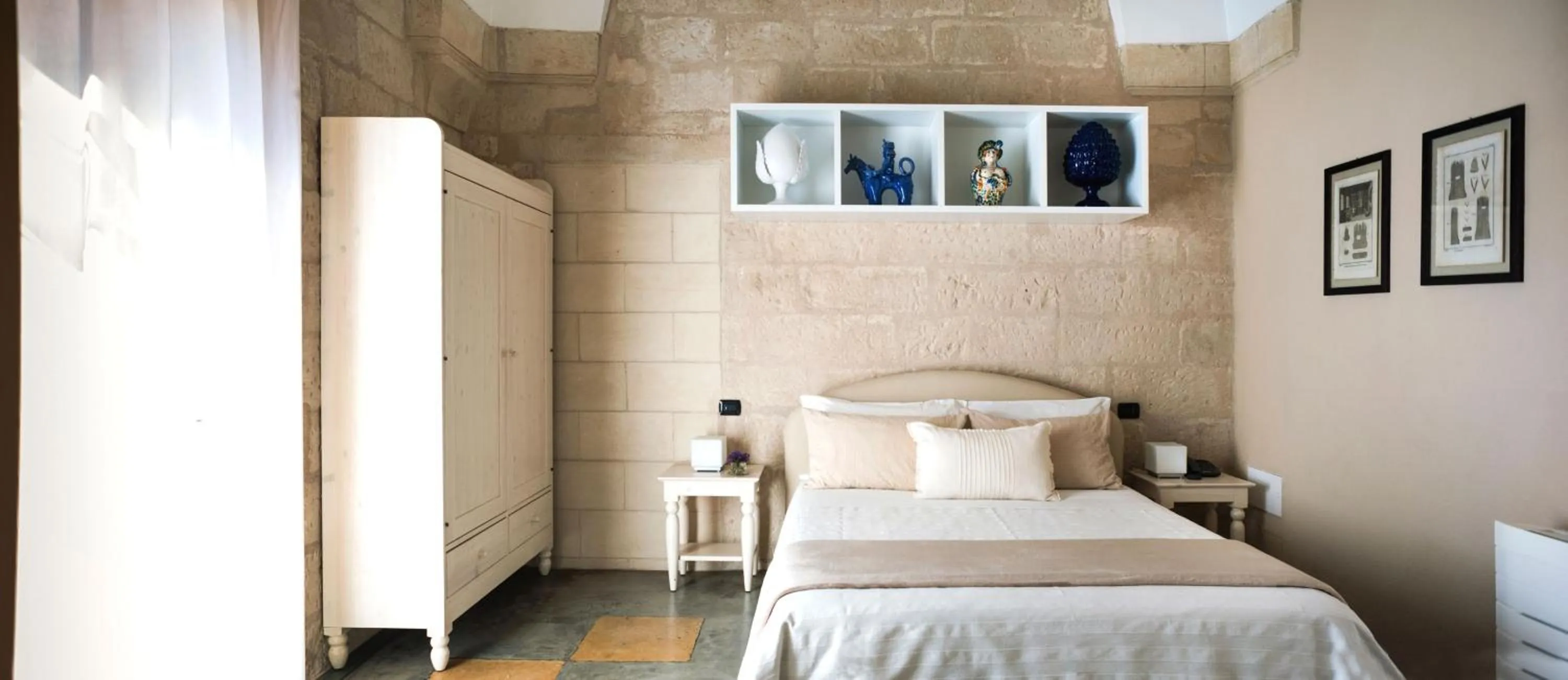 Photo of the whole room, Bed in Corte Dei Francesi