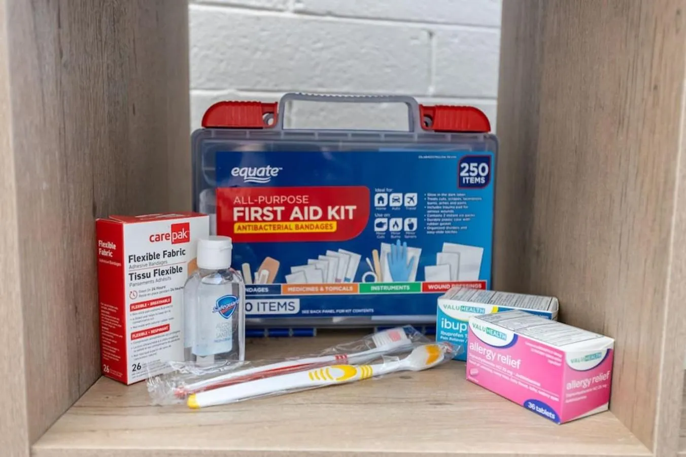 Spacious 2BR Condo, Steps to Downtown Gilbert, King Bed & Laundry