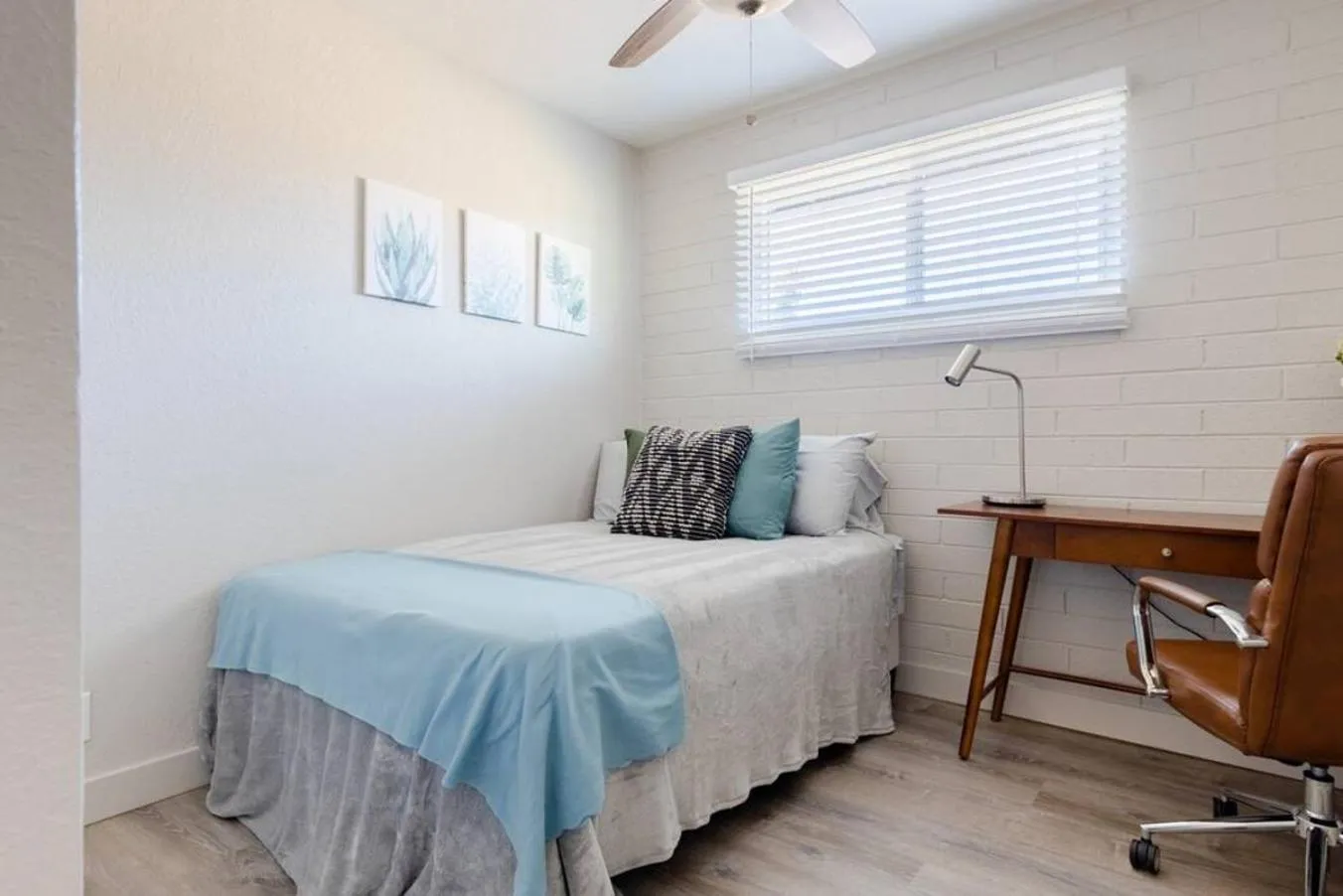 Bed in Spacious 2BR Condo, Steps to Downtown Gilbert, King Bed & Laundry