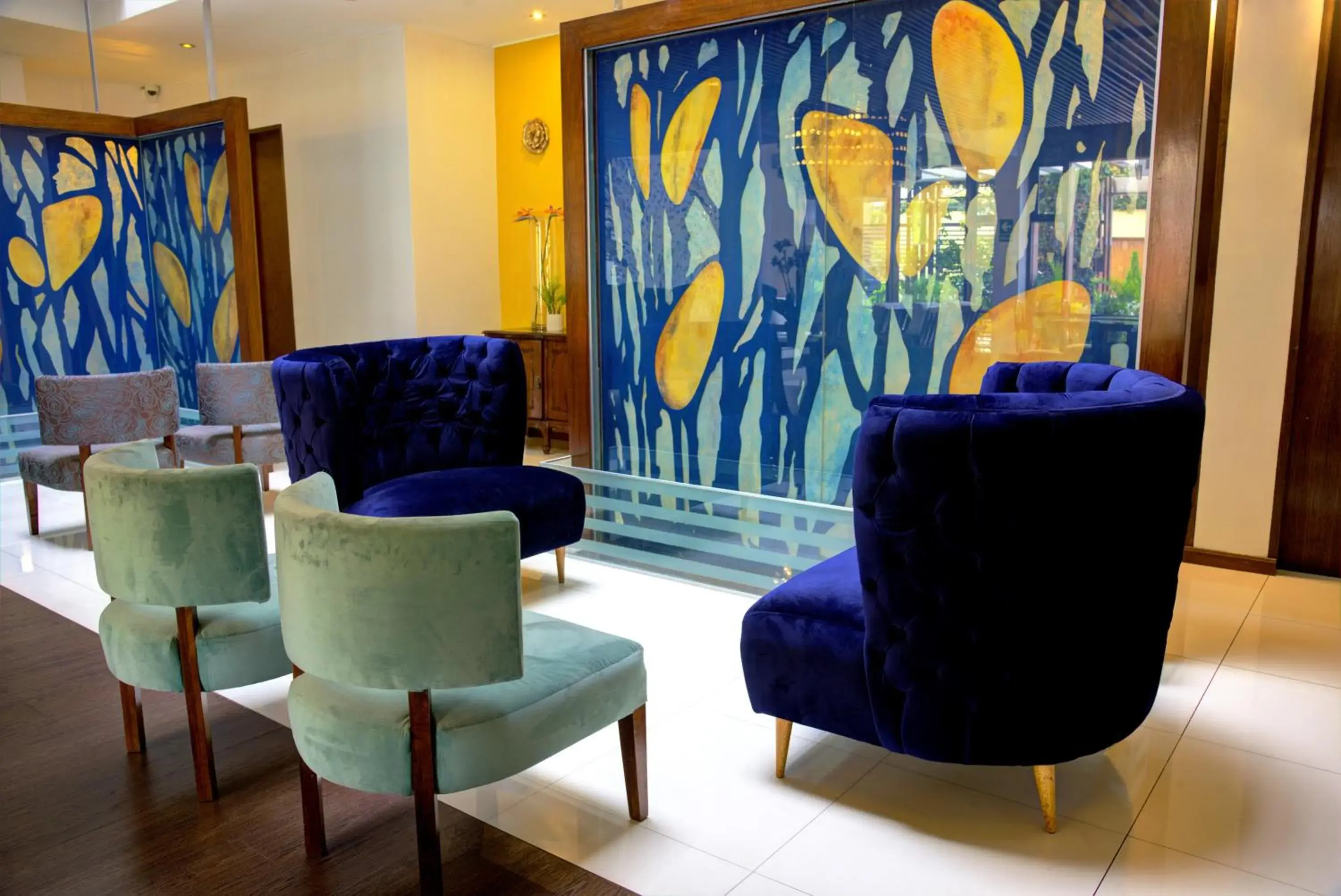 Living room in Mint Hotel Living room in Mint Hotel