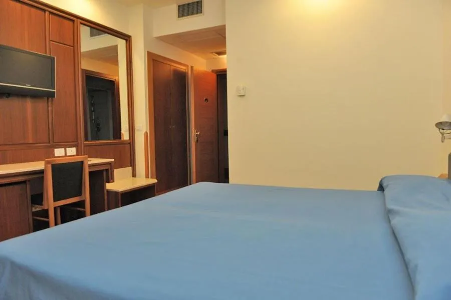 Photo of the whole room, Bed in Hotel Svevo