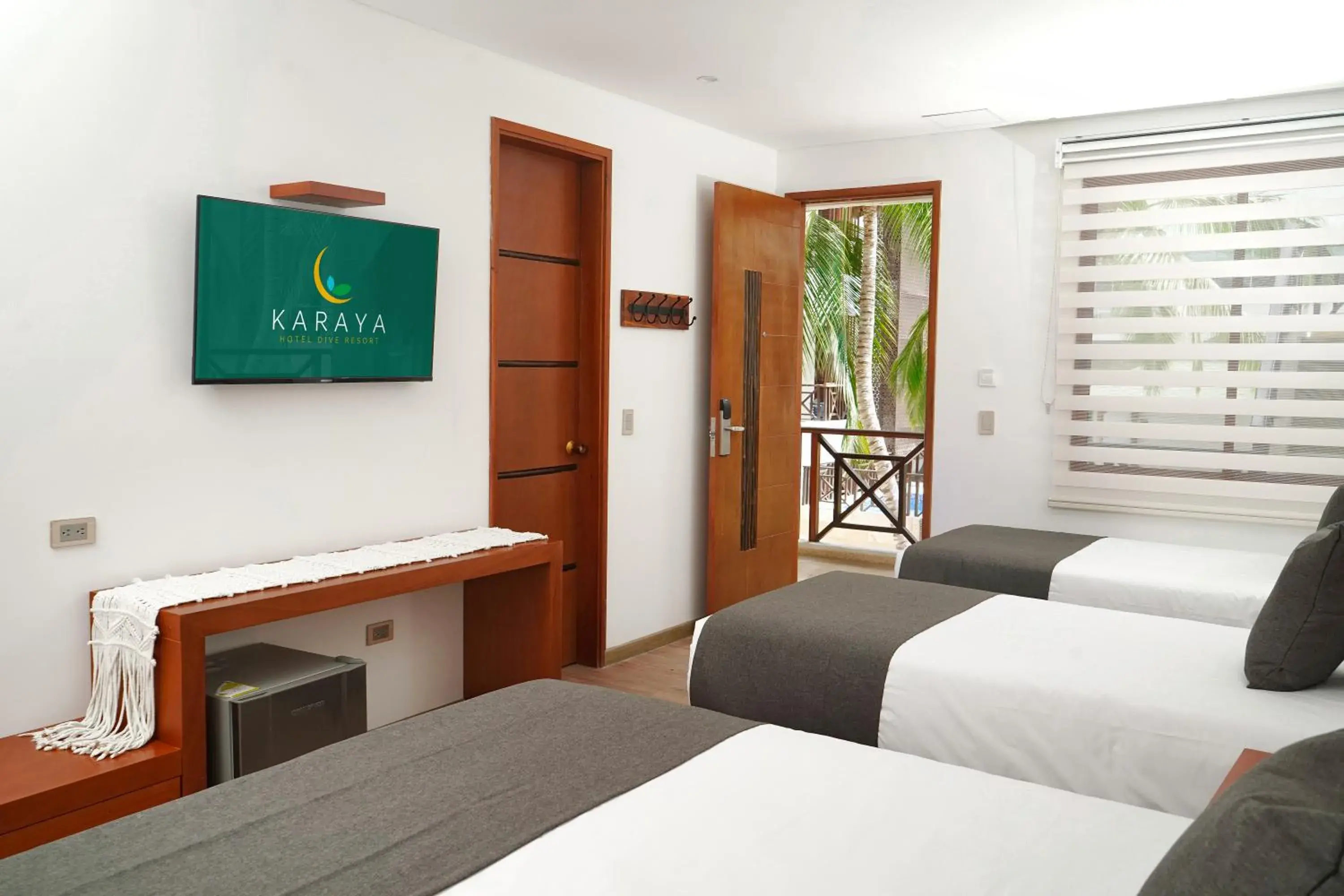 Standard Triple Room in HOTEL KARAYA DIVE RESORT Standard Triple Room in HOTEL KARAYA DIVE RESORT