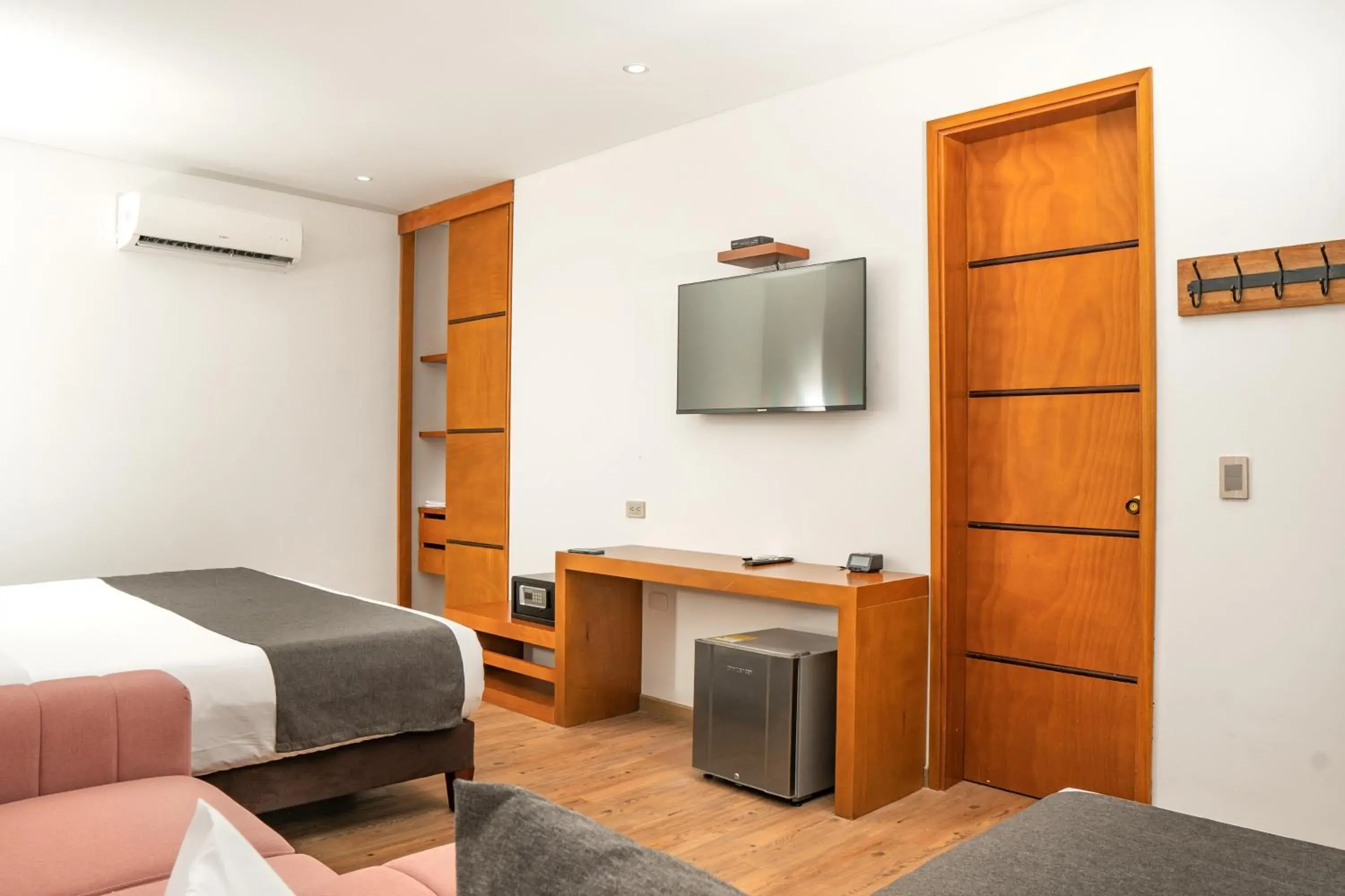 Superior Double Room in HOTEL KARAYA DIVE RESORT Superior Double Room in HOTEL KARAYA DIVE RESORT