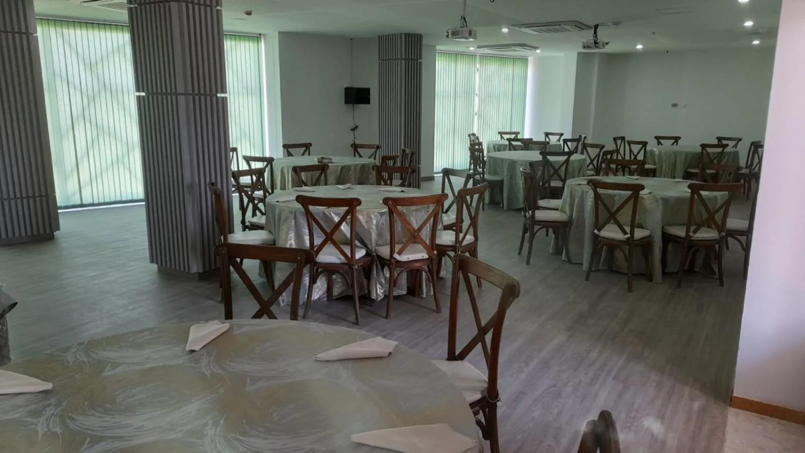 Banquet/Function facilities in HOTEL KARAYA DIVE RESORT