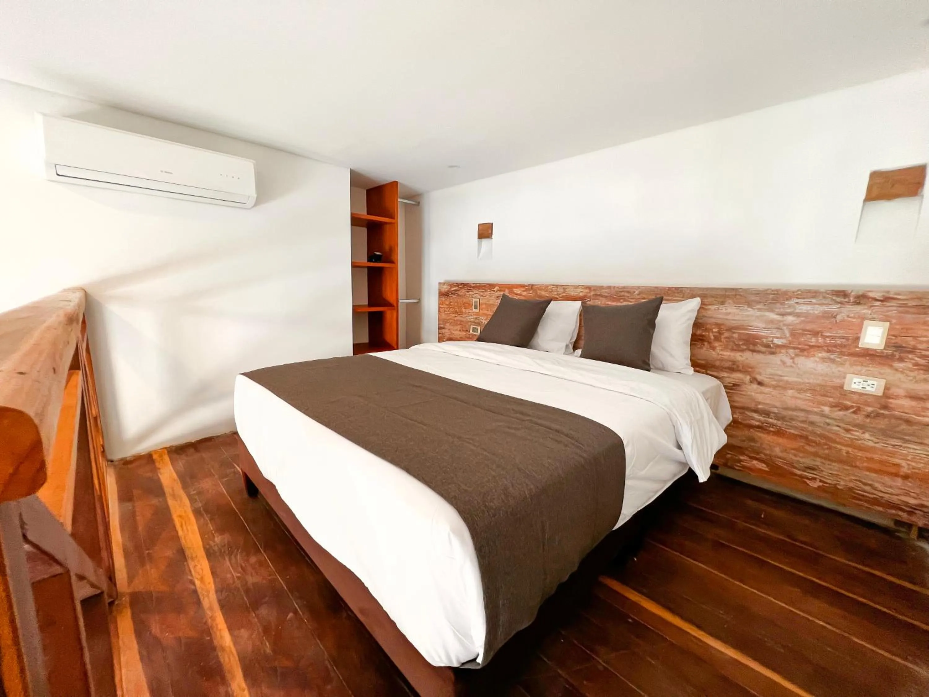 Photo of the whole room, Bed in HOTEL KARAYA DIVE RESORT