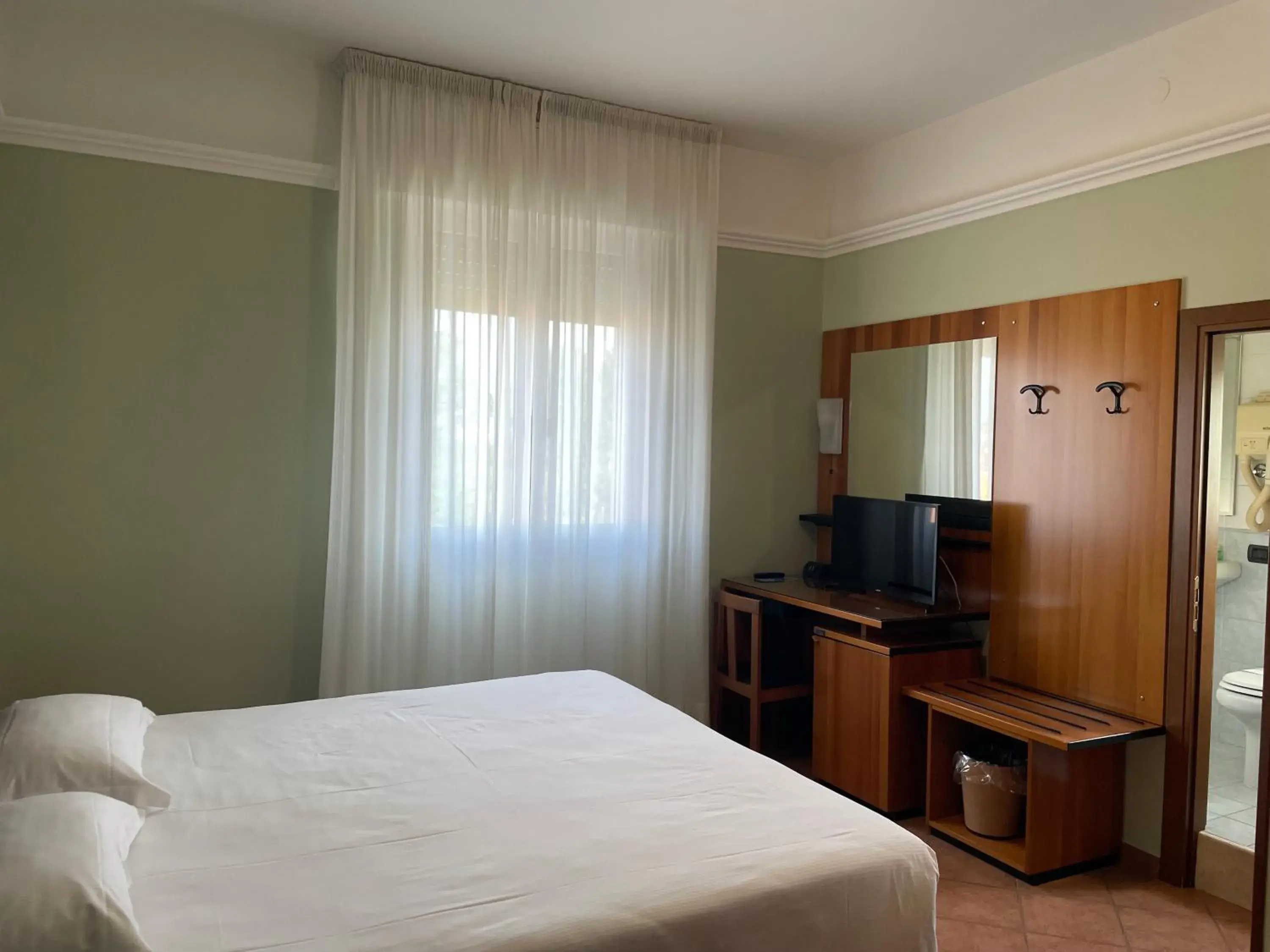 Double Room - single occupancy in Hotel Aquila Double Room - single occupancy in Hotel Aquila
