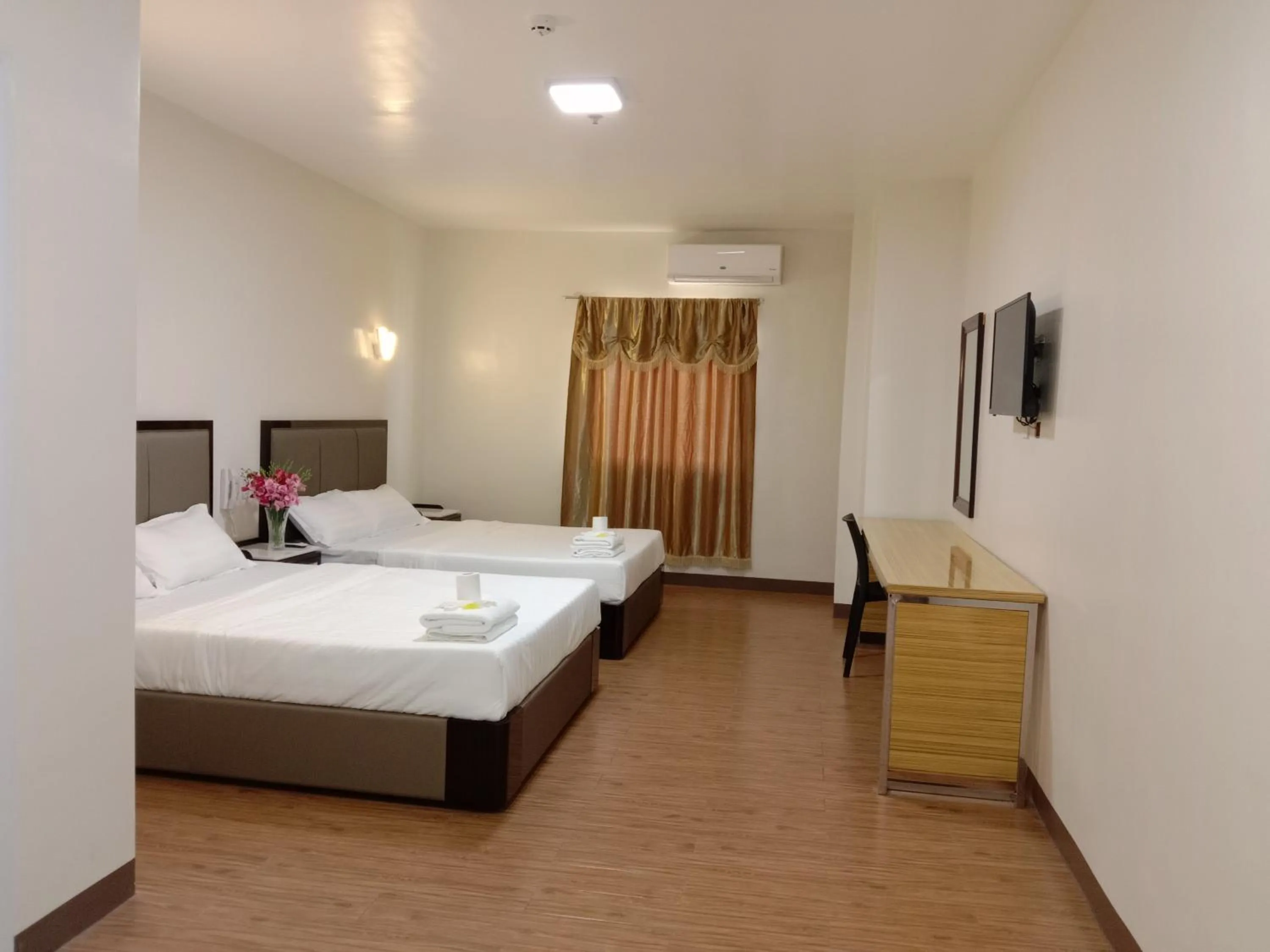 Bed in Meaco Royal Hotel- Lucena