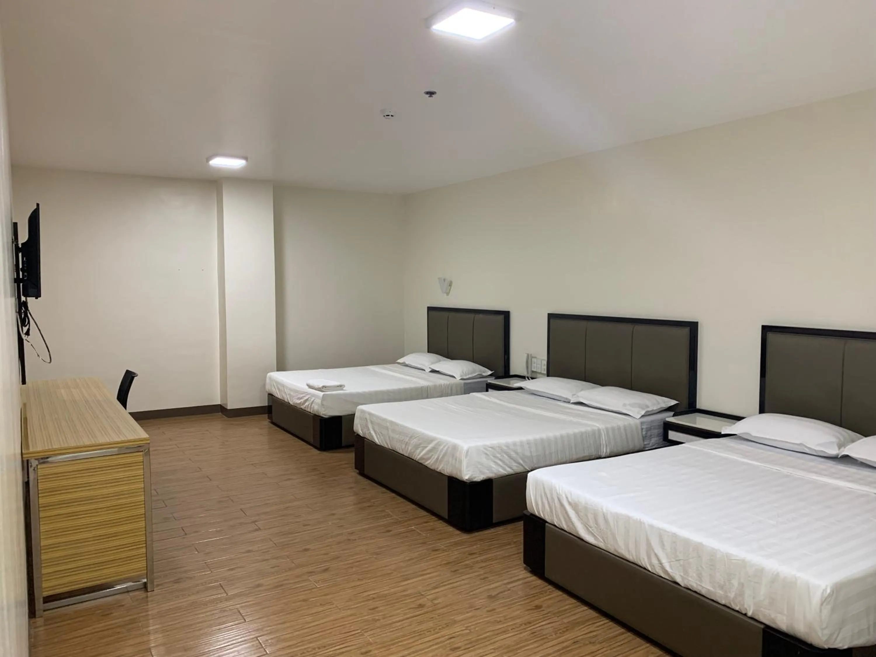 Bed in Meaco Royal Hotel- Lucena