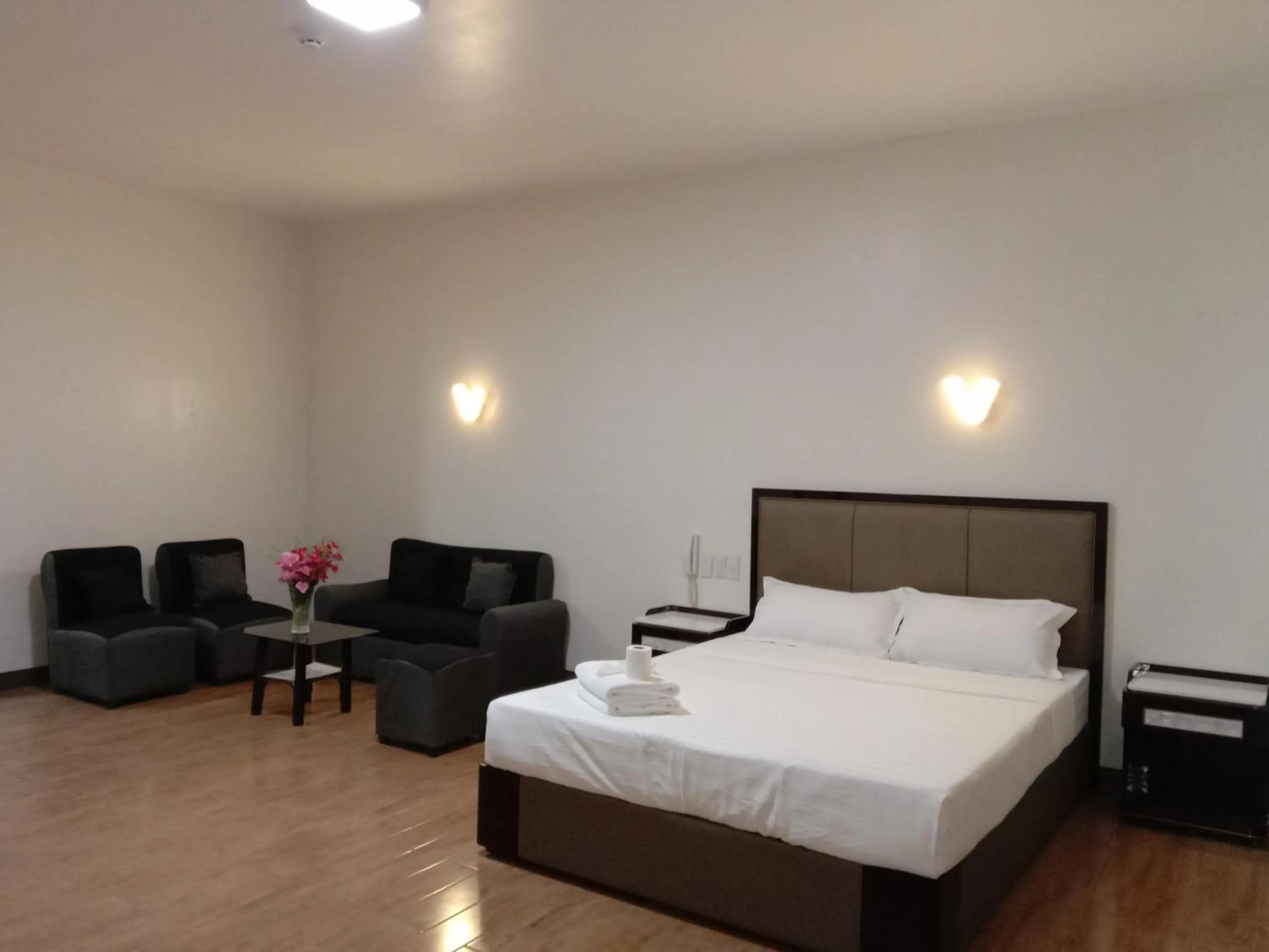 Bed in Meaco Royal Hotel- Lucena