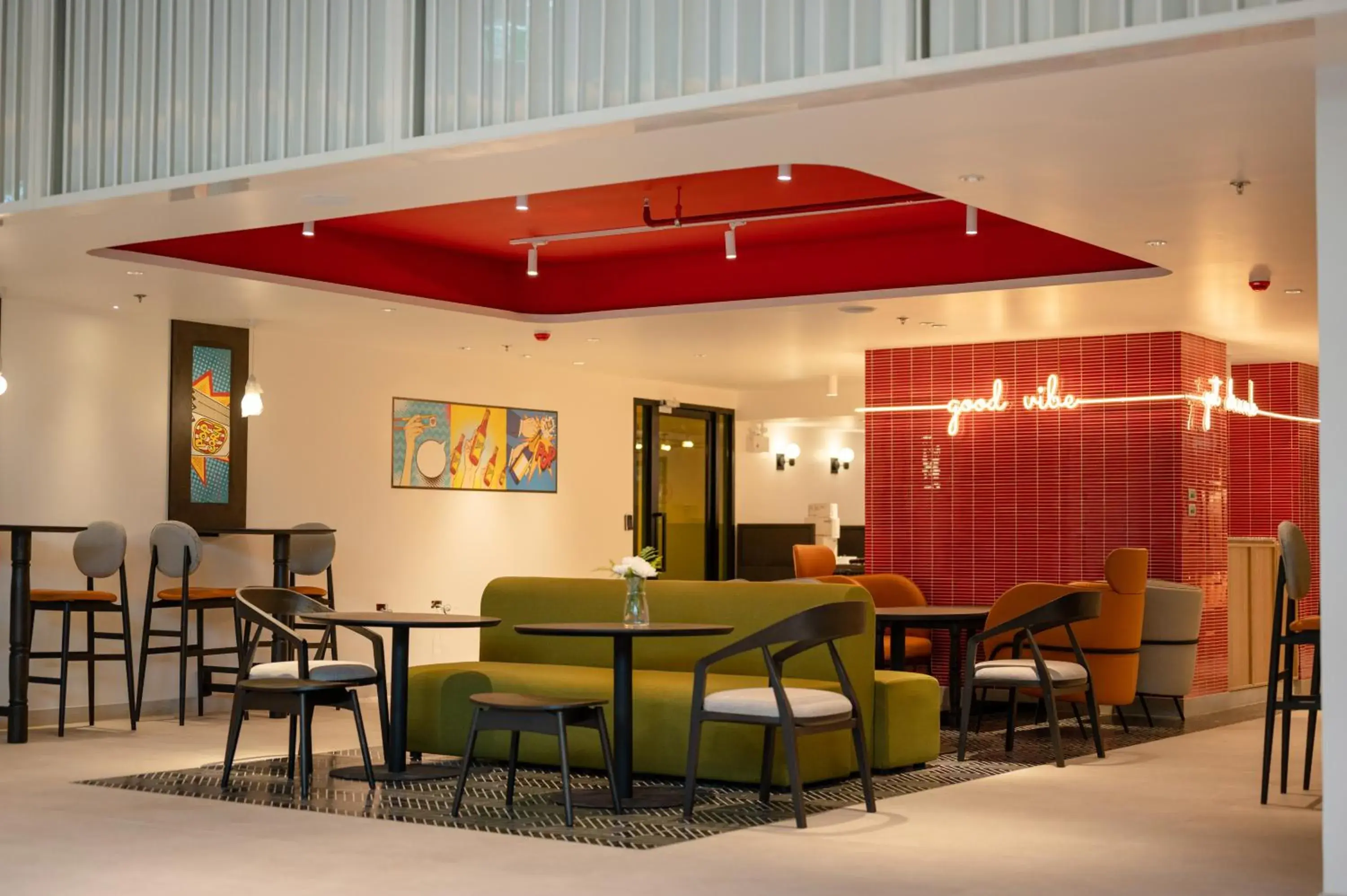 Restaurant/places to eat in Oakwood Studios Sukhumvit Bangkok Restaurant/places to eat in Oakwood Studios Sukhumvit Bangkok