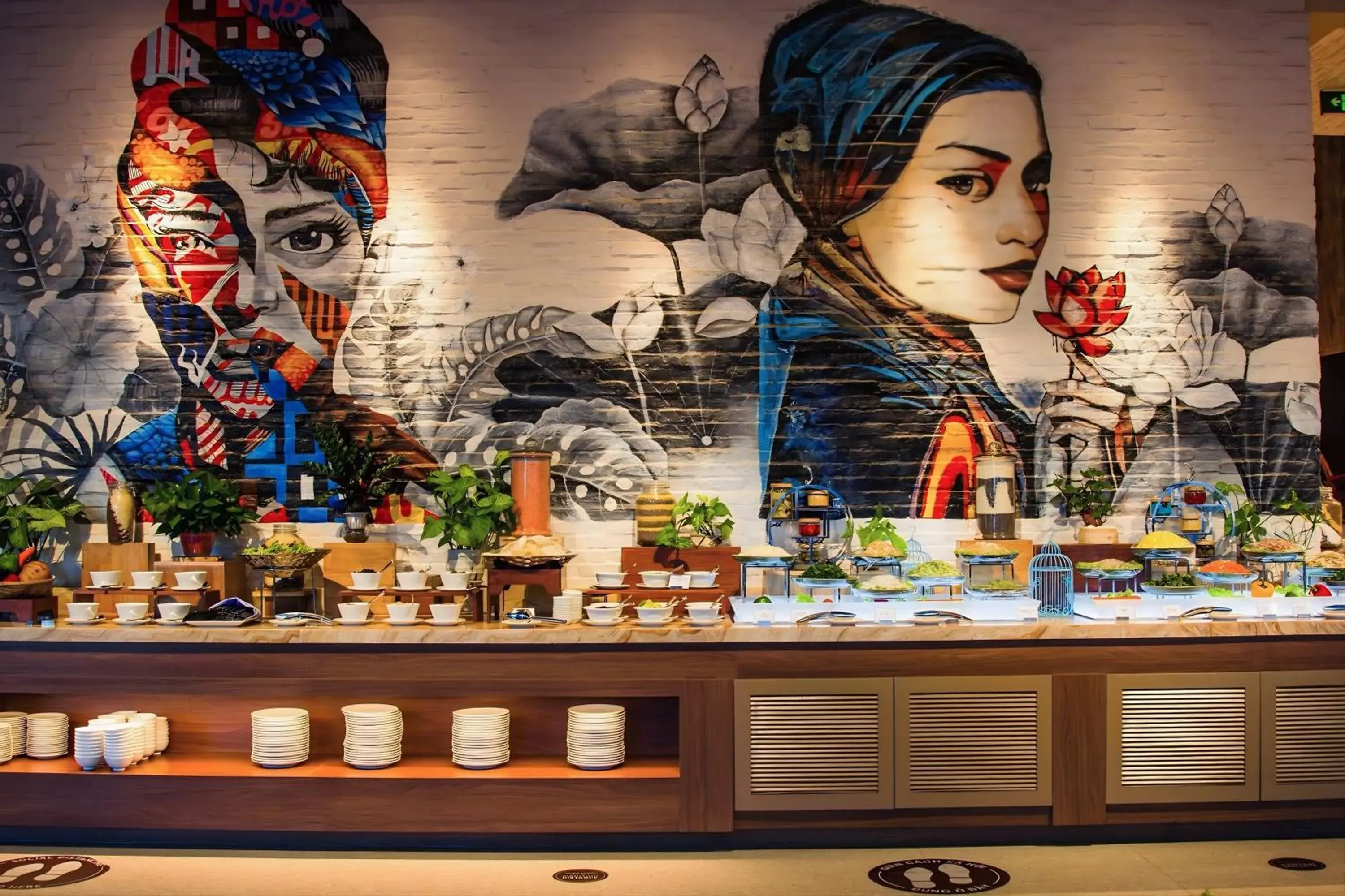 Restaurant/places to eat in LYN Premier Studio Panorama Nha Trang Restaurant/places to eat in LYN Premier Studio Panorama Nha Trang