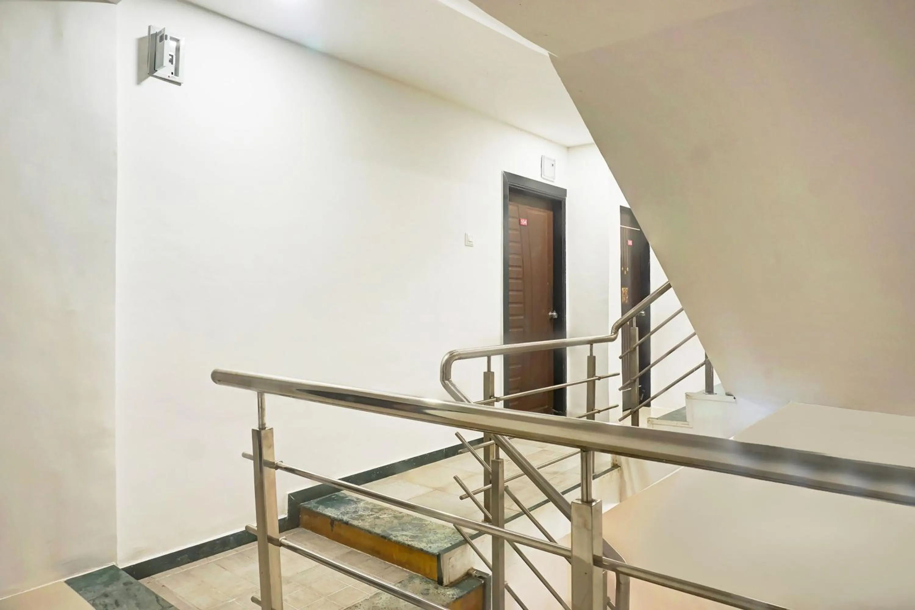 Lobby or reception in Hotel O Jaihind Building