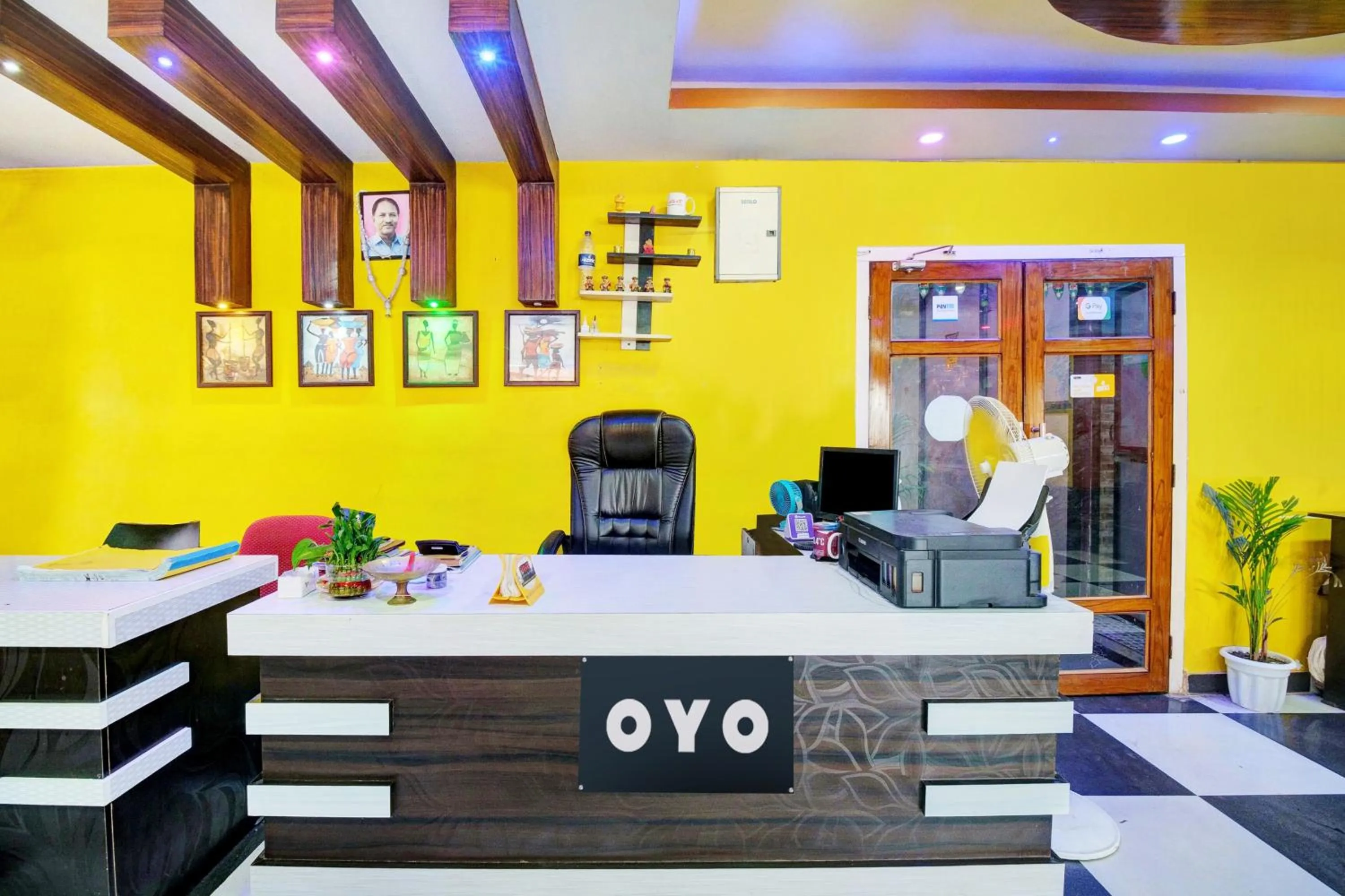 Lobby or reception in Hotel O ROYAL REGENCY, Pathsala