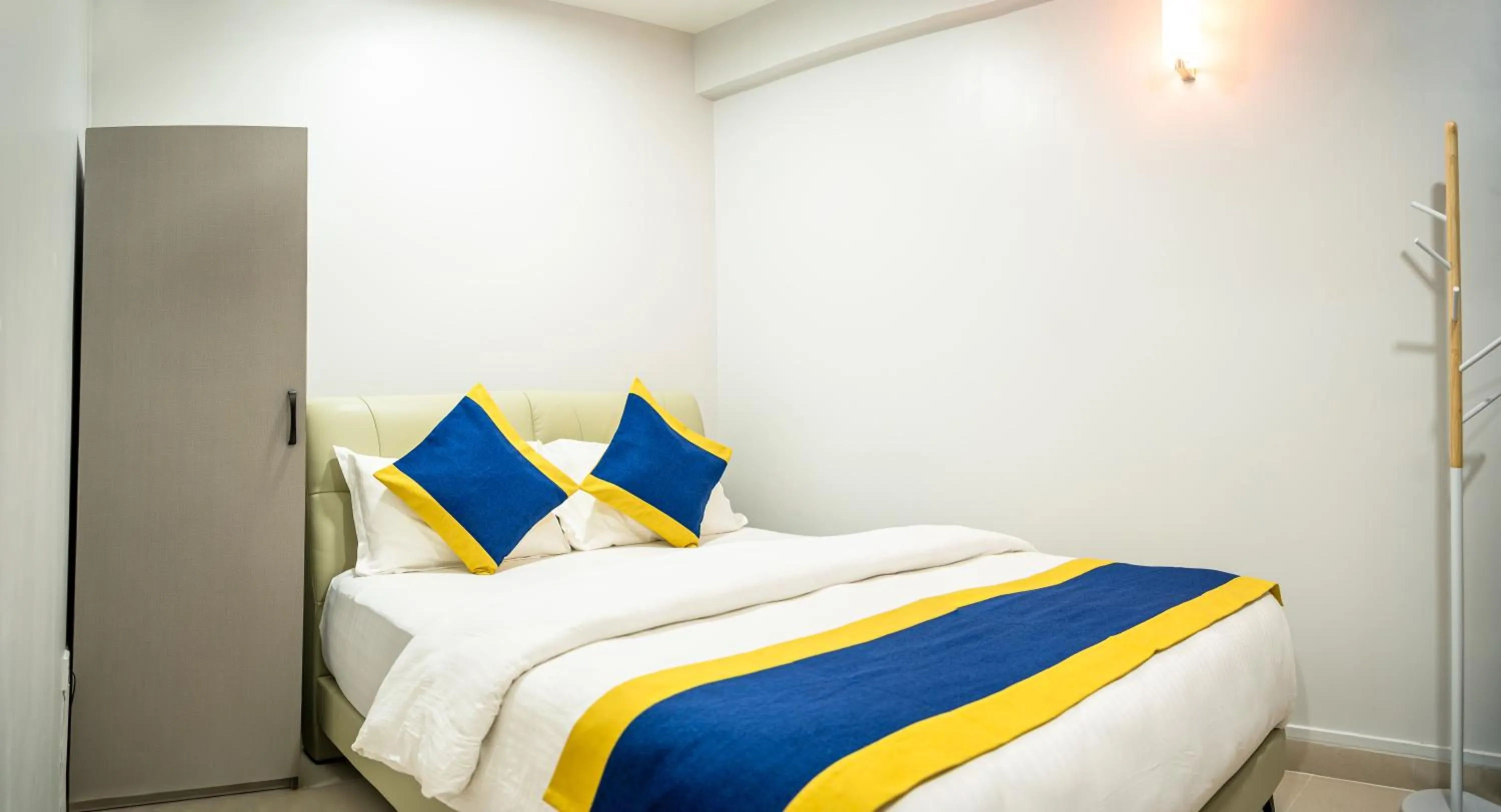 Bedroom, Bed in Tour Inn