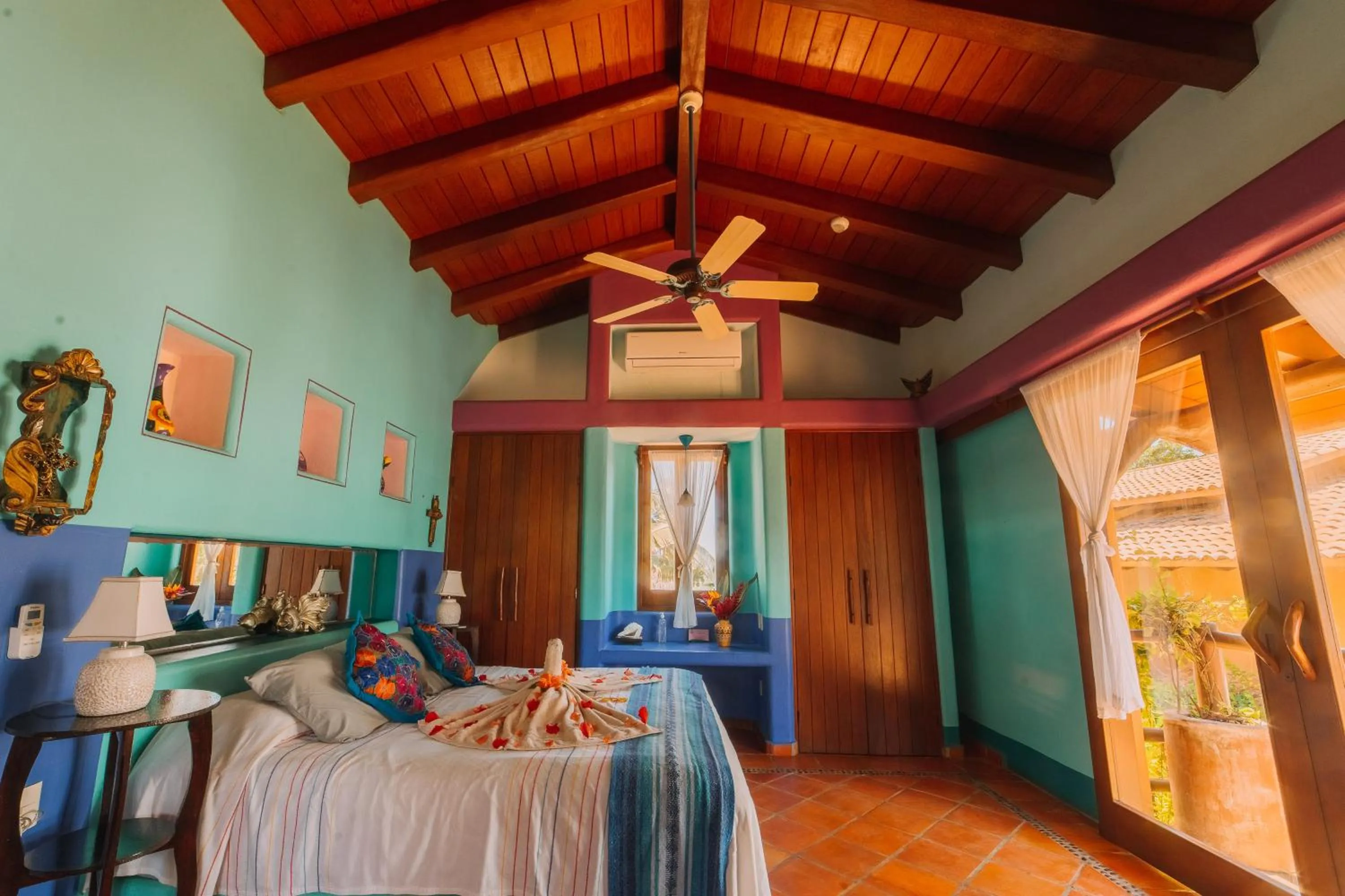 Photo of the whole room in Tres Mujeres Hotel