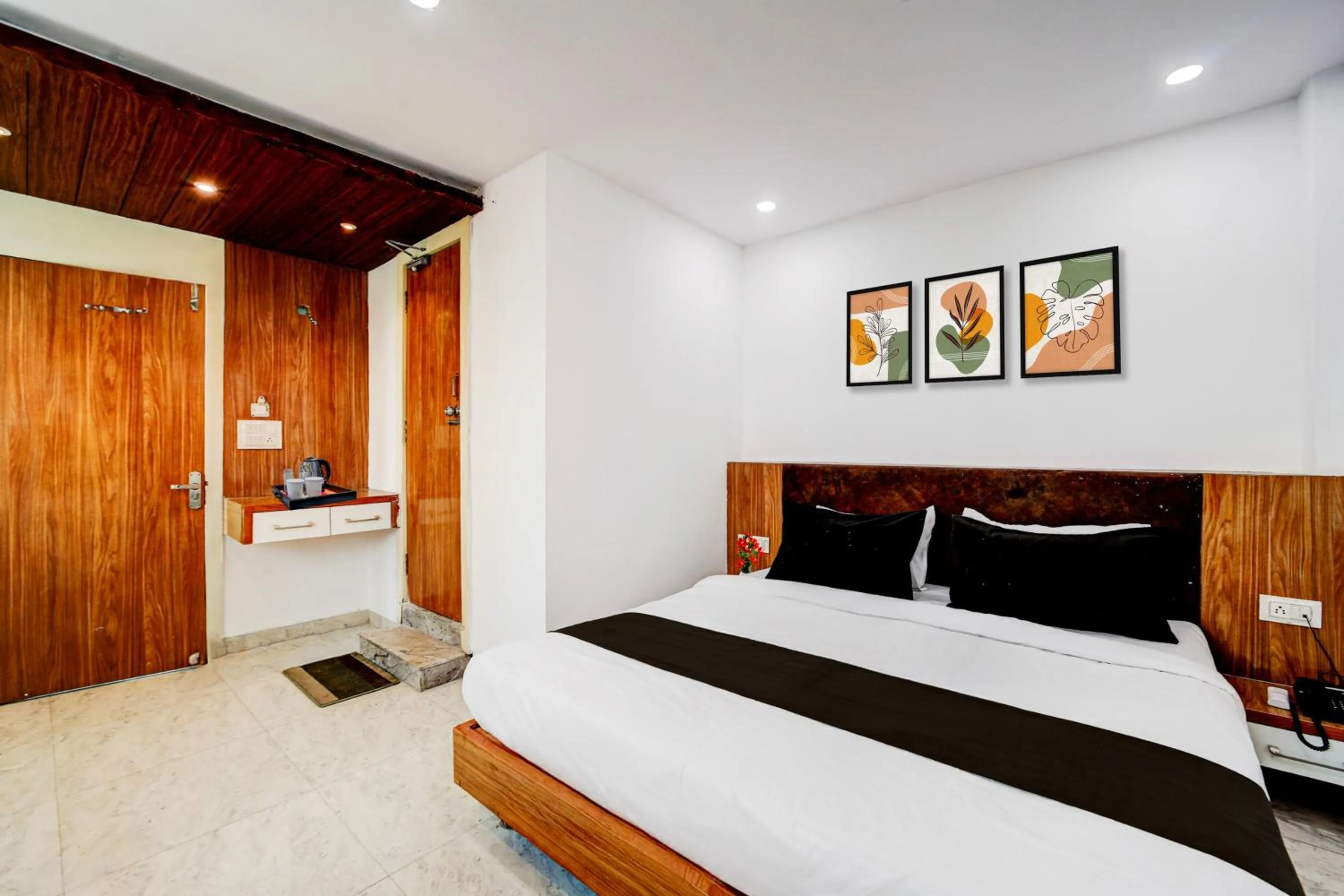 Bedroom, Bed in Collection O Rani Kamlapati Railway Station Formerly Silkroute Palace