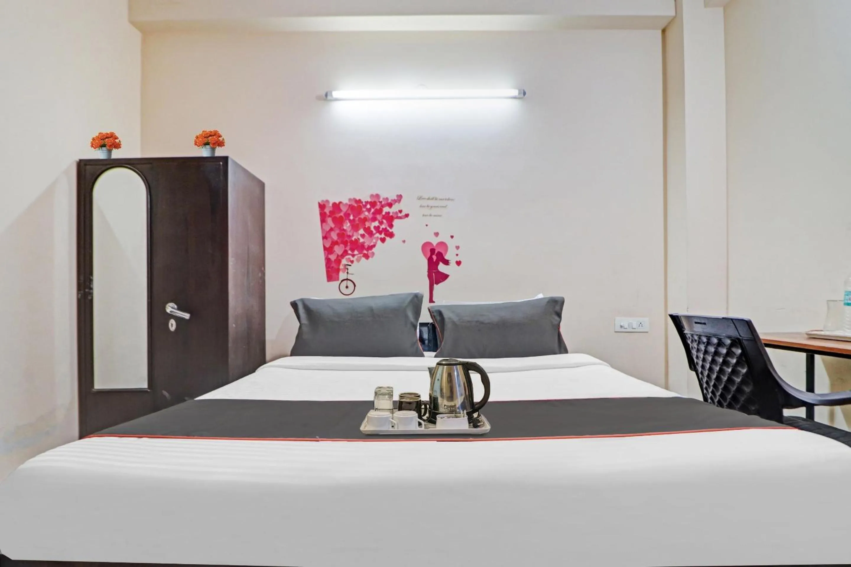 Bedroom in Super Hotel O Premium Room
