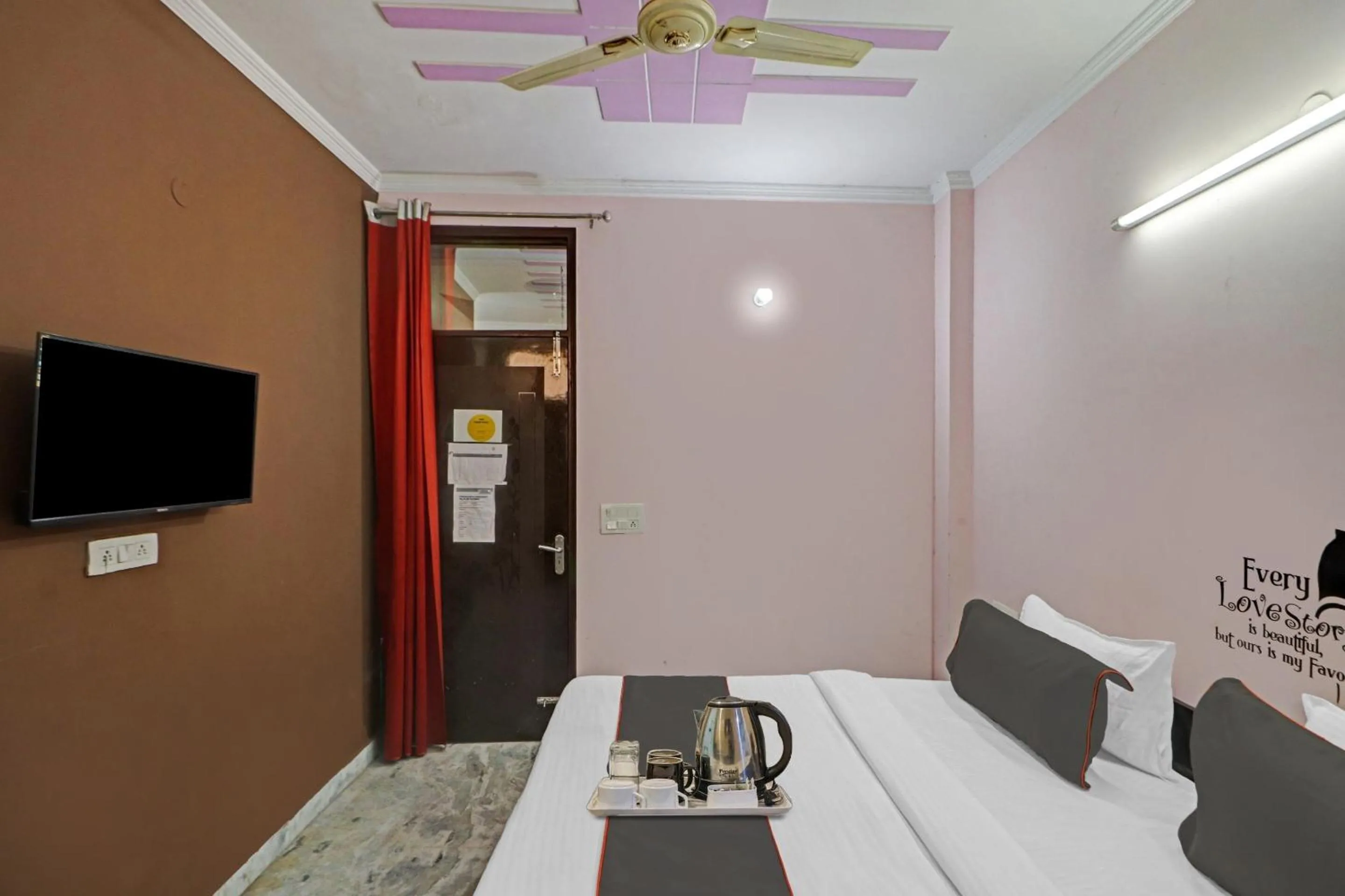 Bedroom in Super Hotel O Premium Room