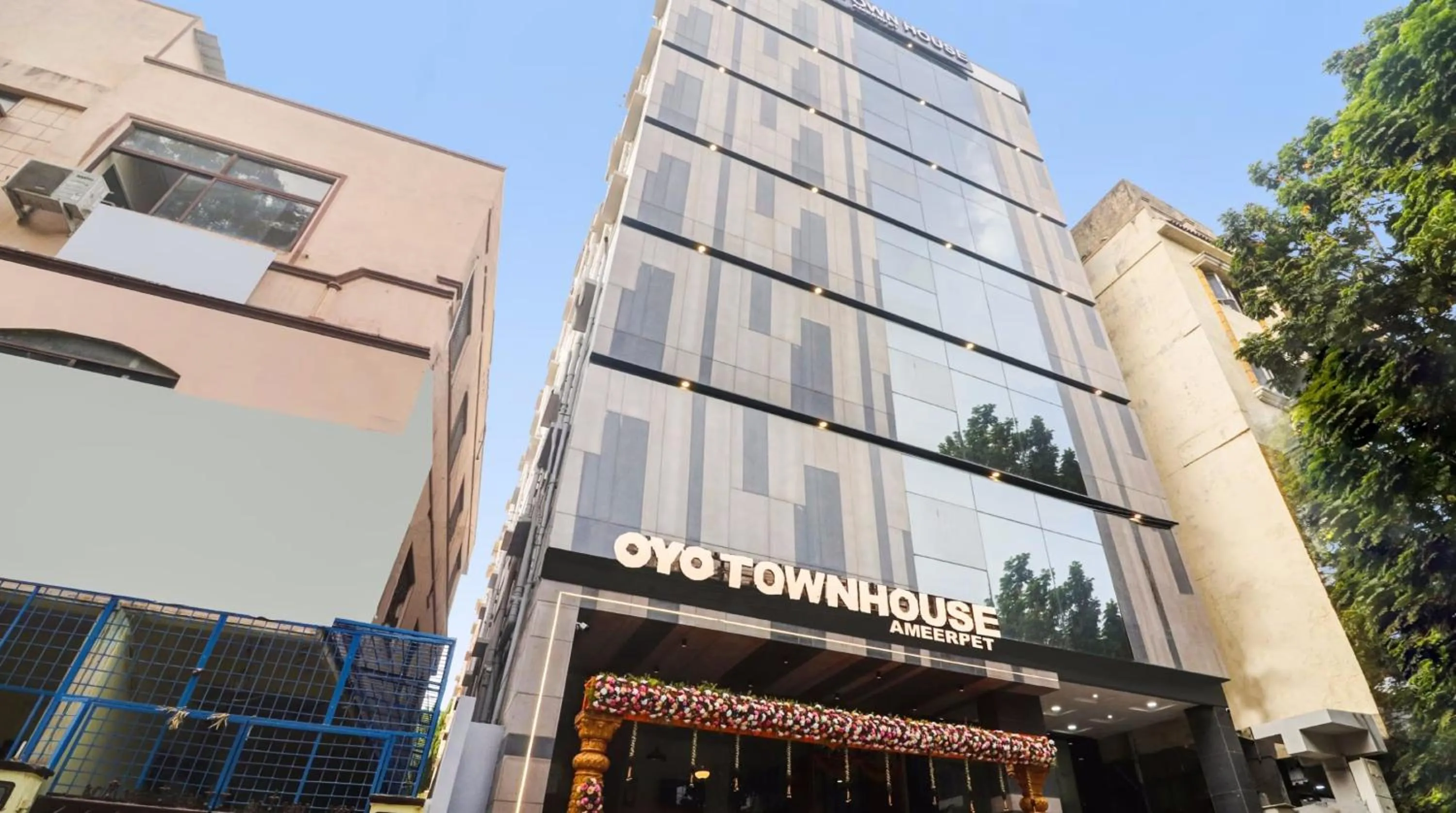 Facade/entrance in Townhouse Ameerpet