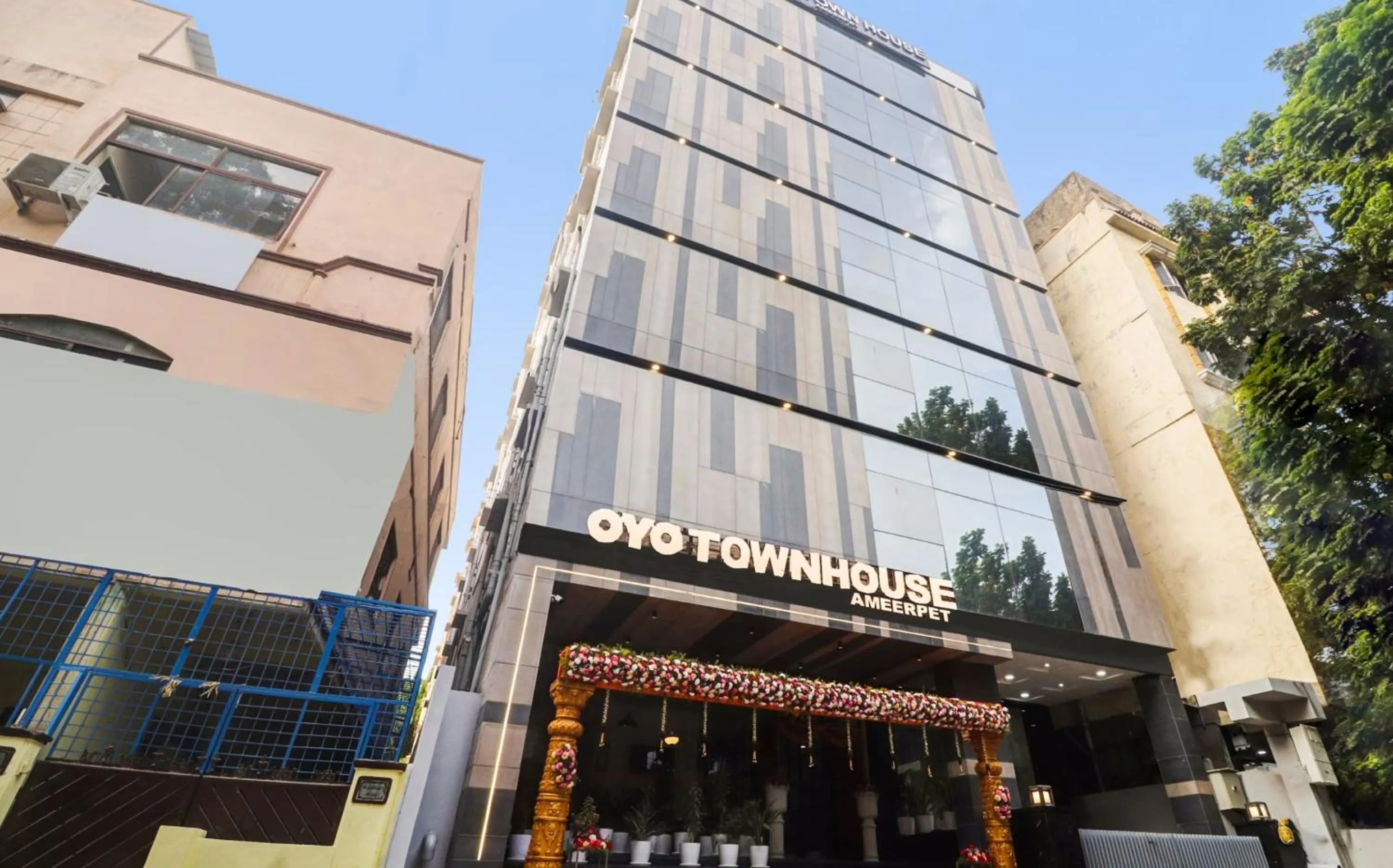 Facade/entrance in Townhouse Ameerpet