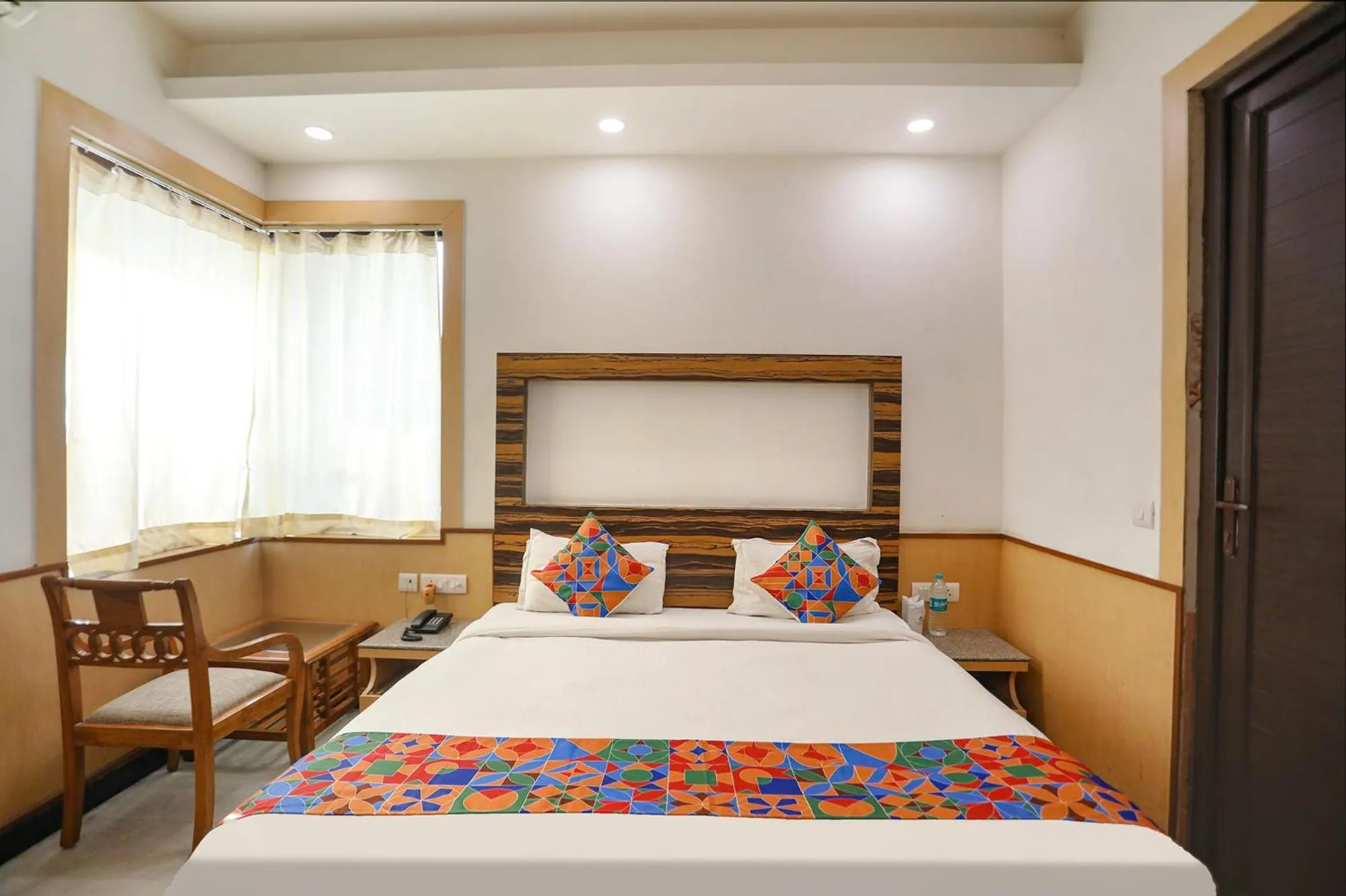 Bed in FabHotel The Horizon