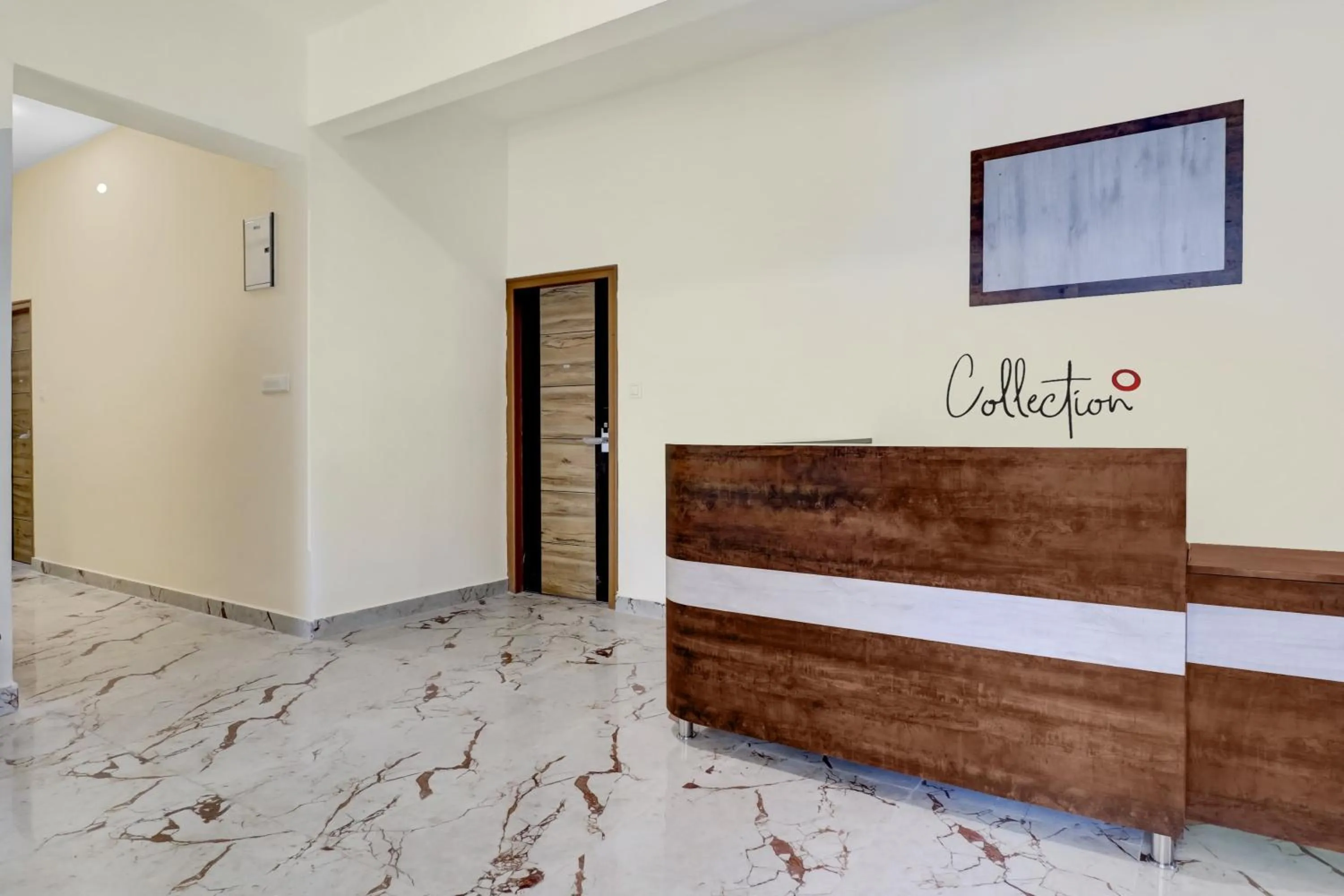 Lobby or reception, Bed in Hotel O Manyata Palace