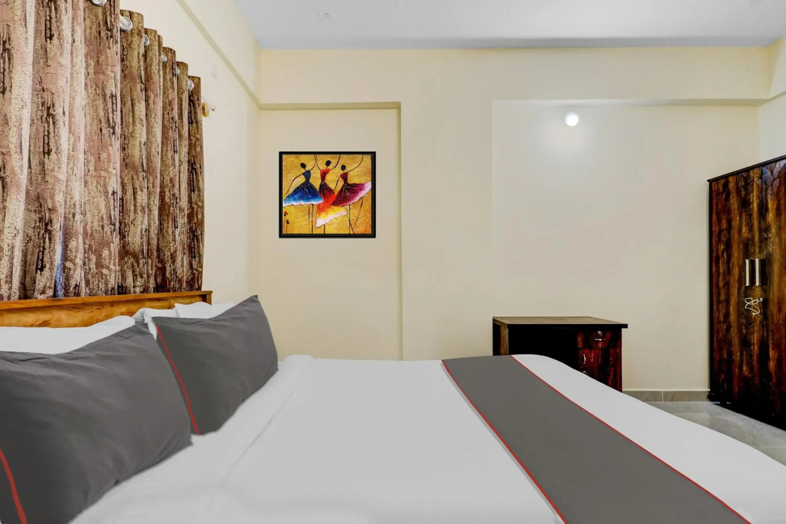 Facade/entrance, Bed in Hotel O Manyata Palace Facade/entrance, Bed in Hotel O Manyata Palace