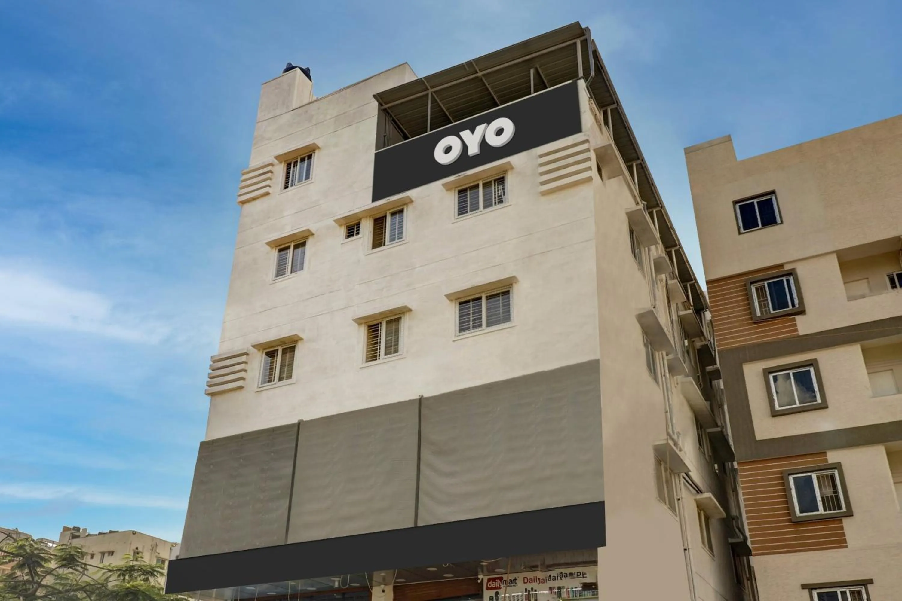 Facade/entrance in Hotel O Manyata Palace