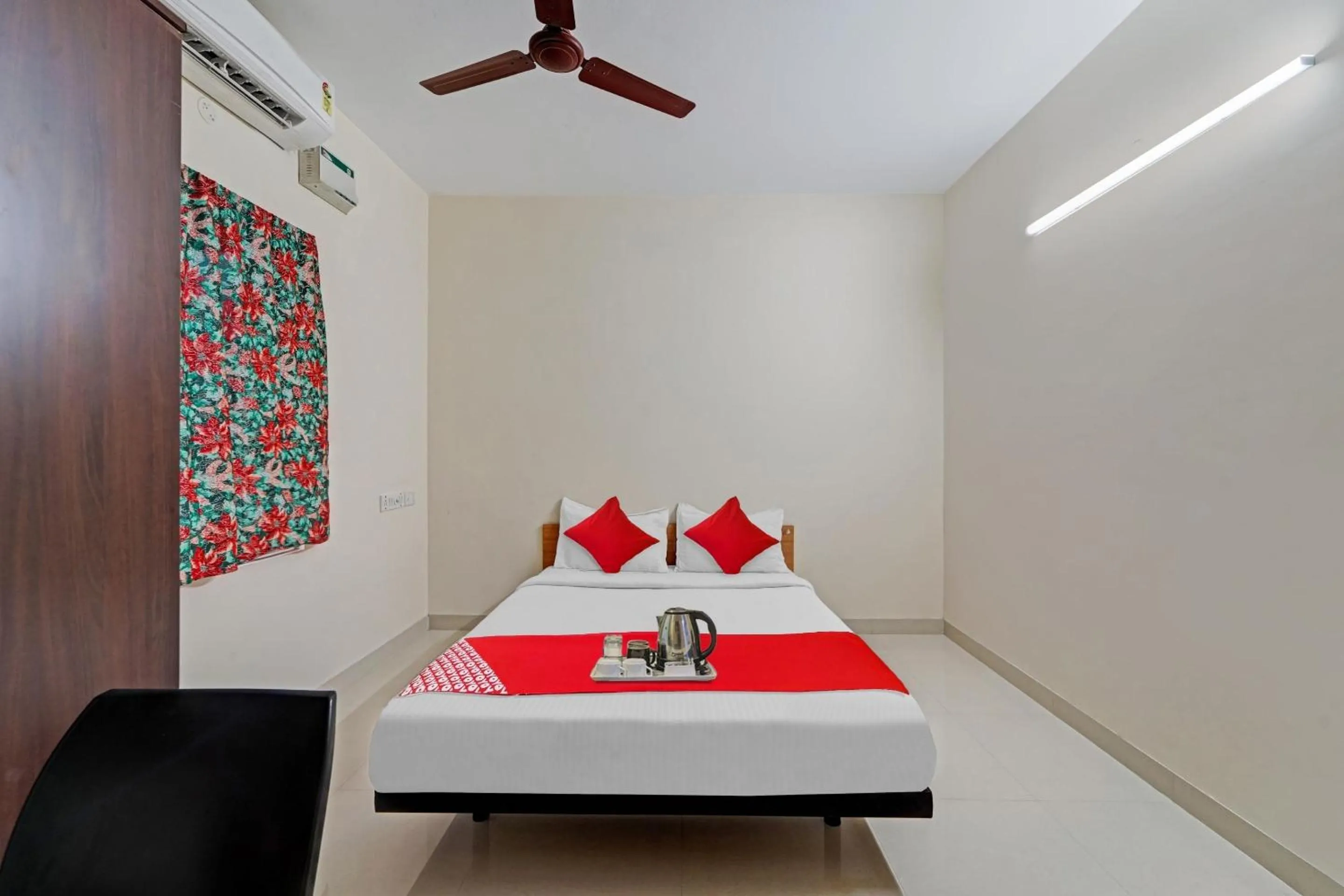 Bedroom in HOTEL O J2 SERVICE APARTMENT