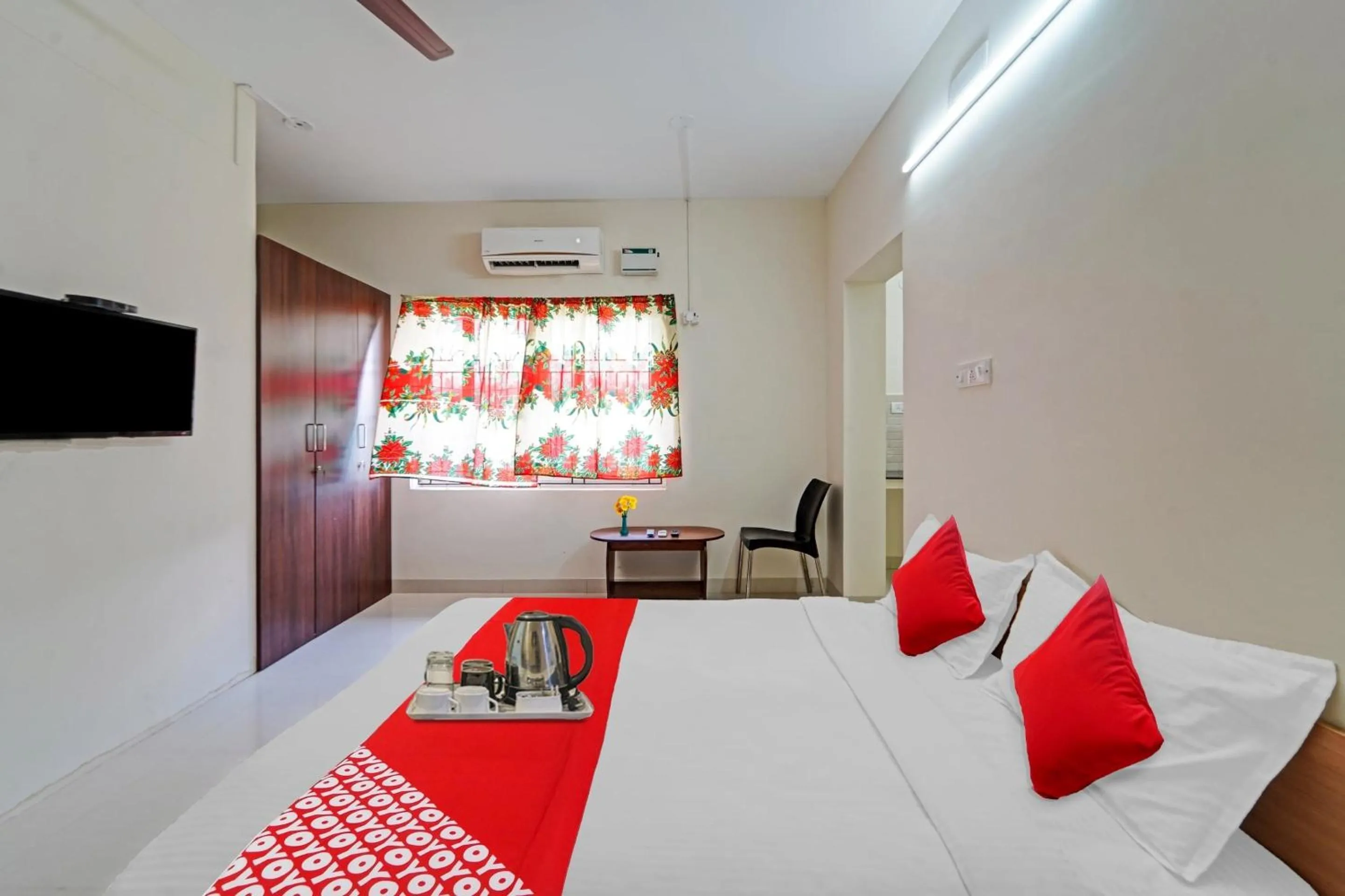 Lobby or reception in HOTEL O J2 SERVICE APARTMENT