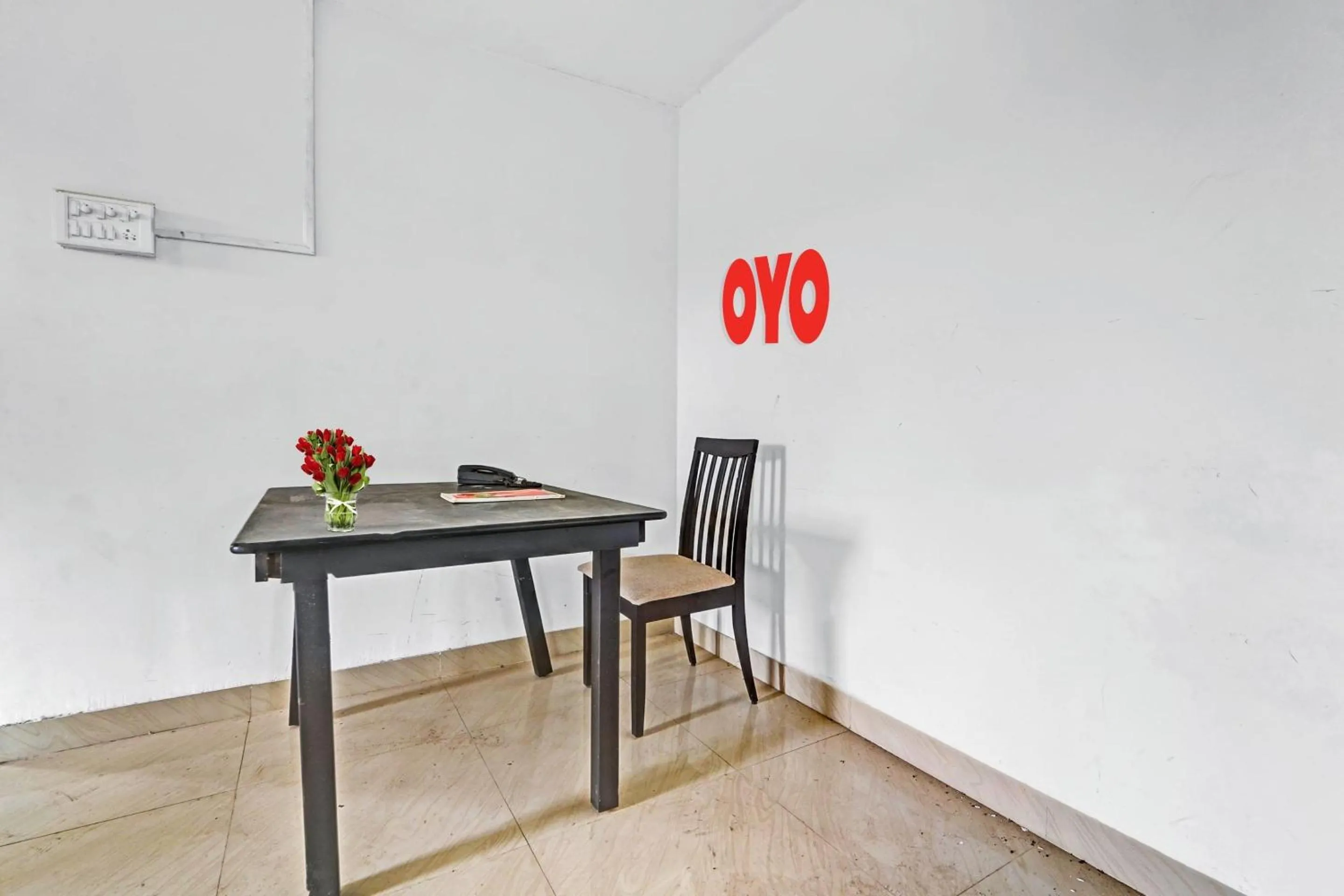 Lobby or reception in HOTEL O J2 SERVICE APARTMENT