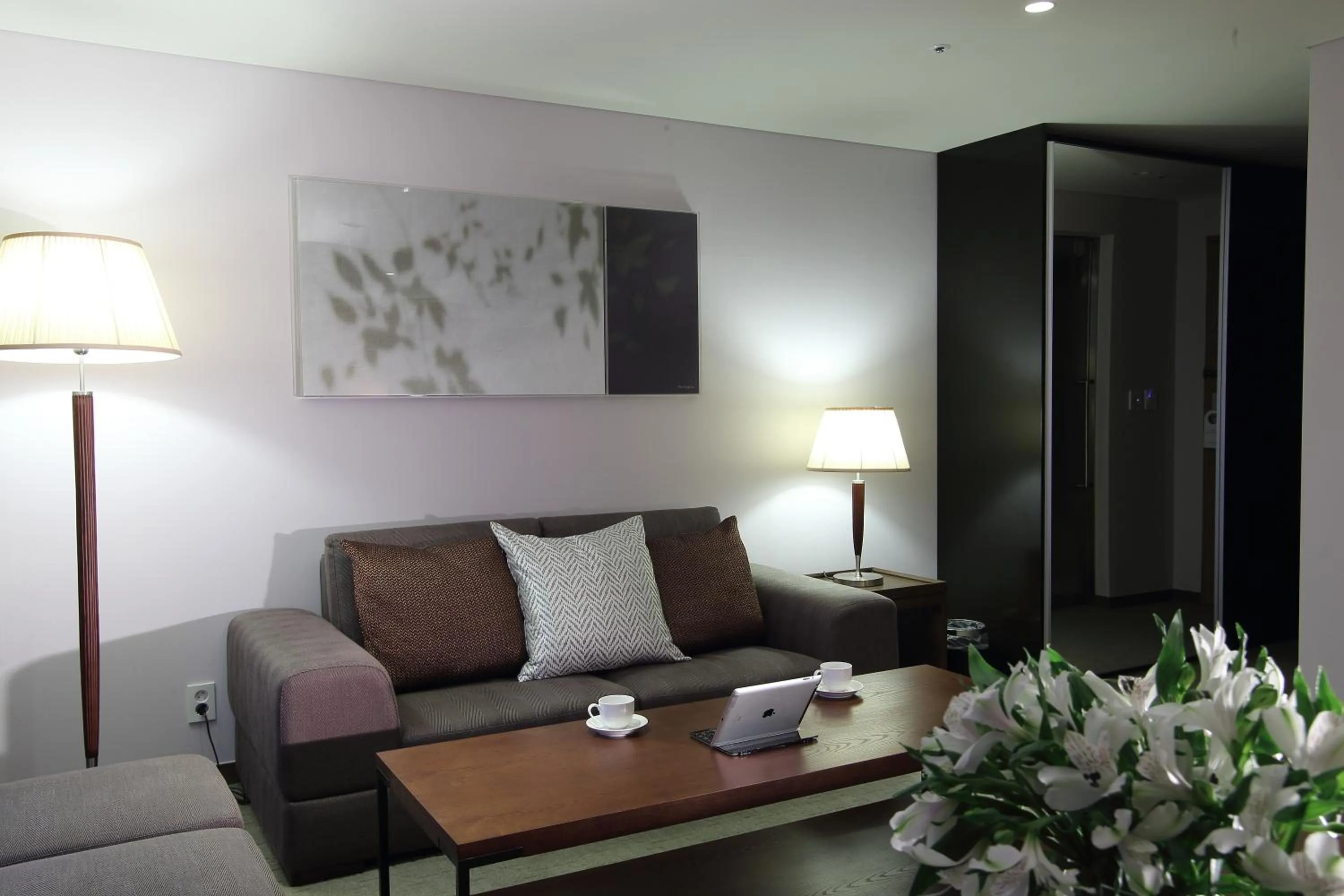 Living room in Aventree Hotel Busan
