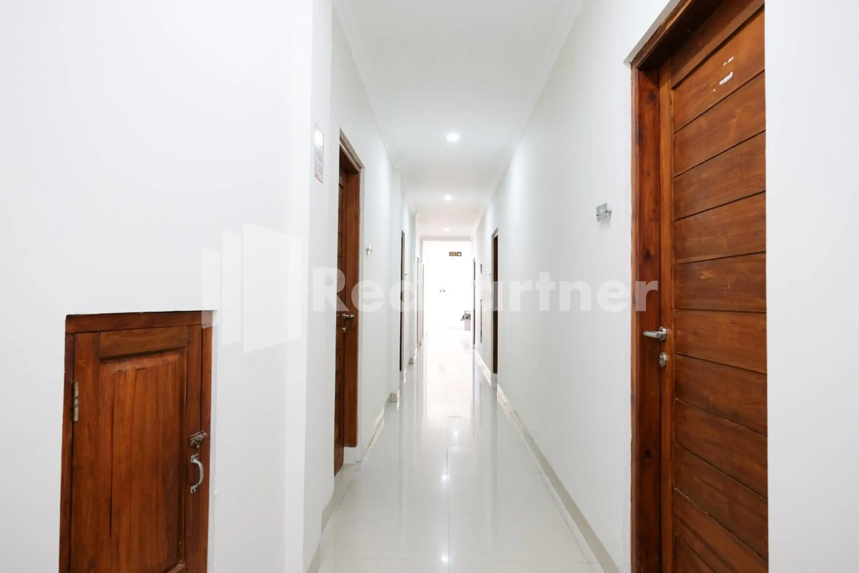 Property building in Hotel Andono near YIA Mitra RedDoorz Property building in Hotel Andono near YIA Mitra RedDoorz