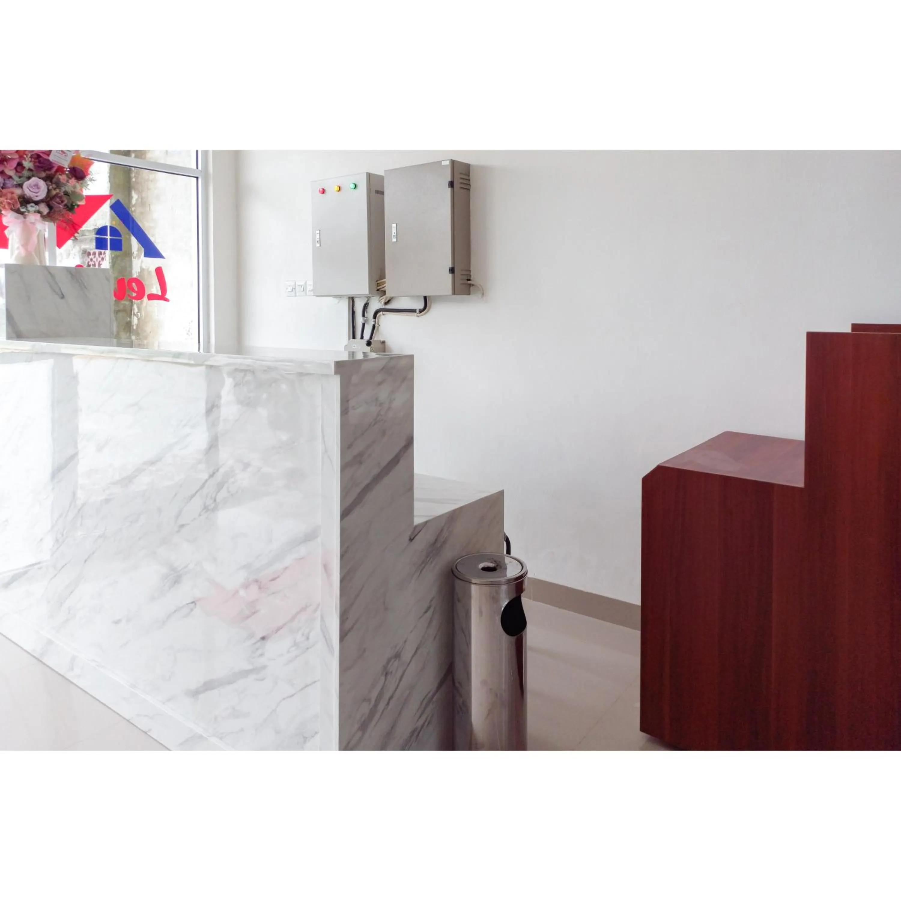 Property building in RedDoorz near Terminal Roro Bandar Sri Junjungan