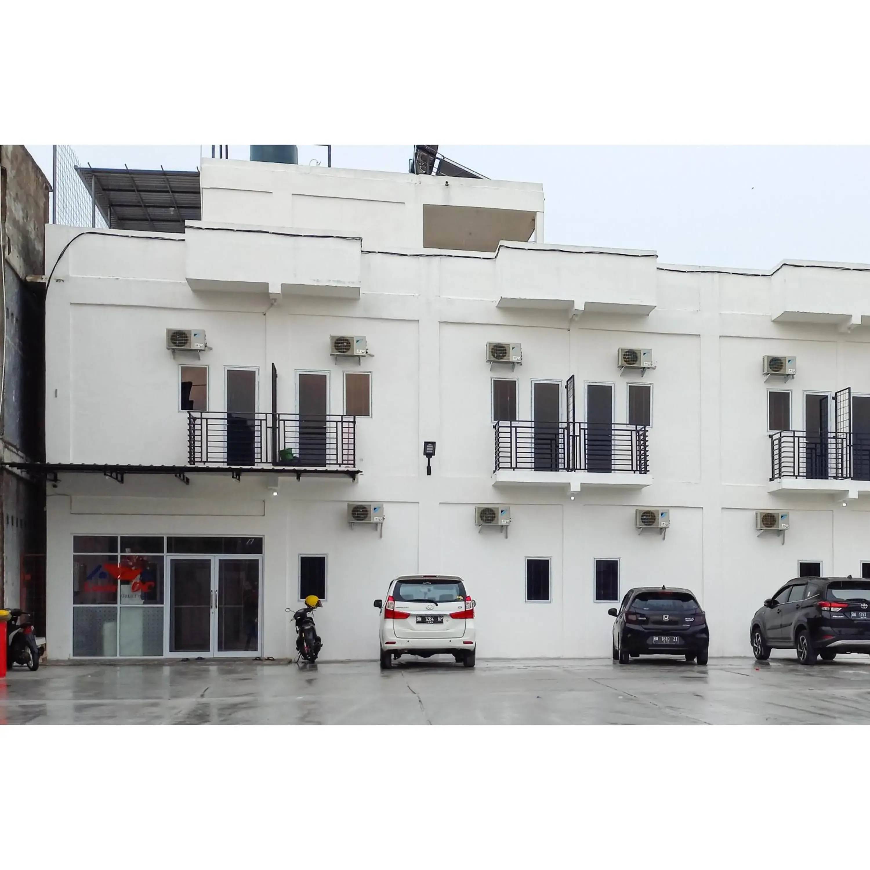 RedDoorz near Terminal Roro Bandar Sri Junjungan RedDoorz near Terminal Roro Bandar Sri Junjungan