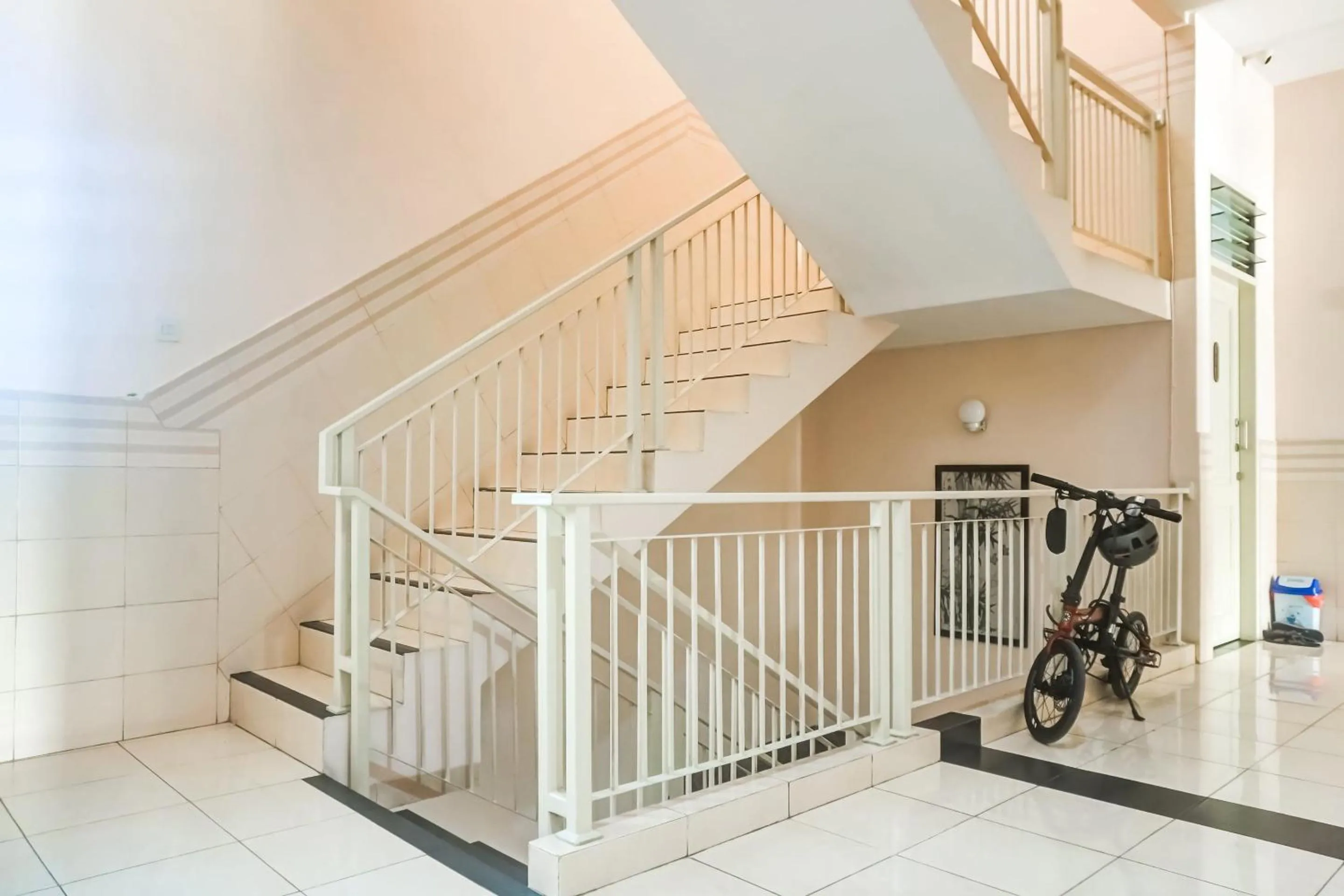 Lobby or reception in OYO 91316 Hh Guest House Makassar