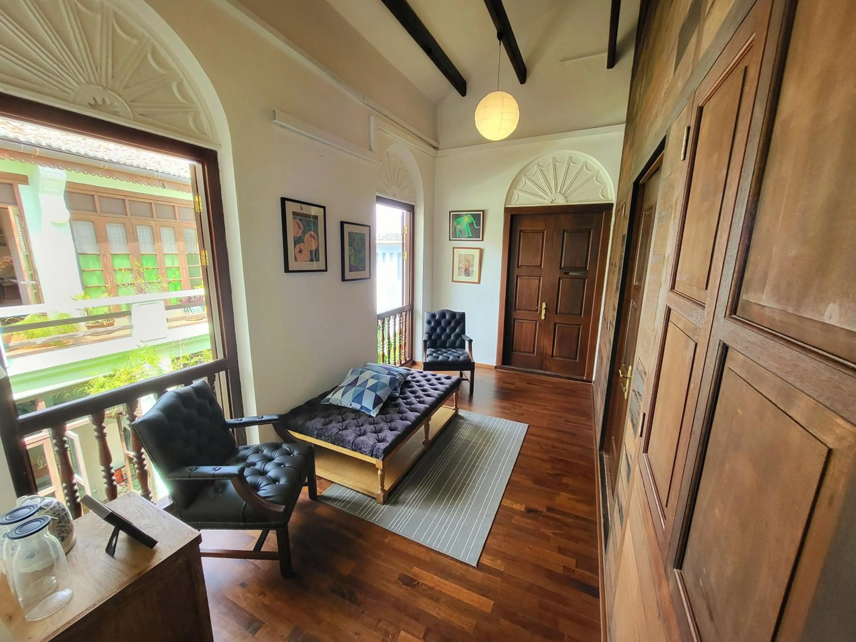 Area and facilities in East Indies Mansion