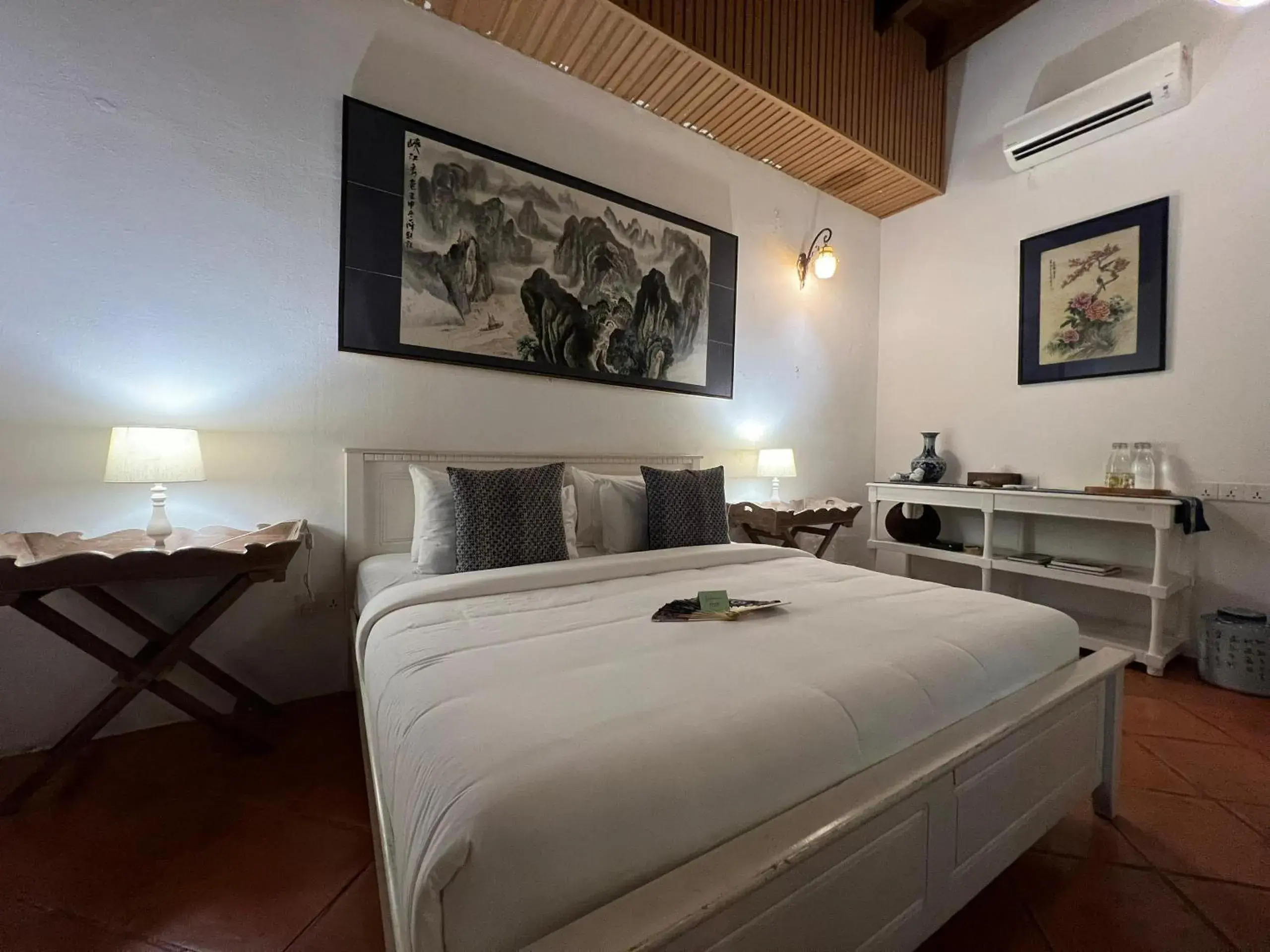 Bed in East Indies Mansion Bed in East Indies Mansion