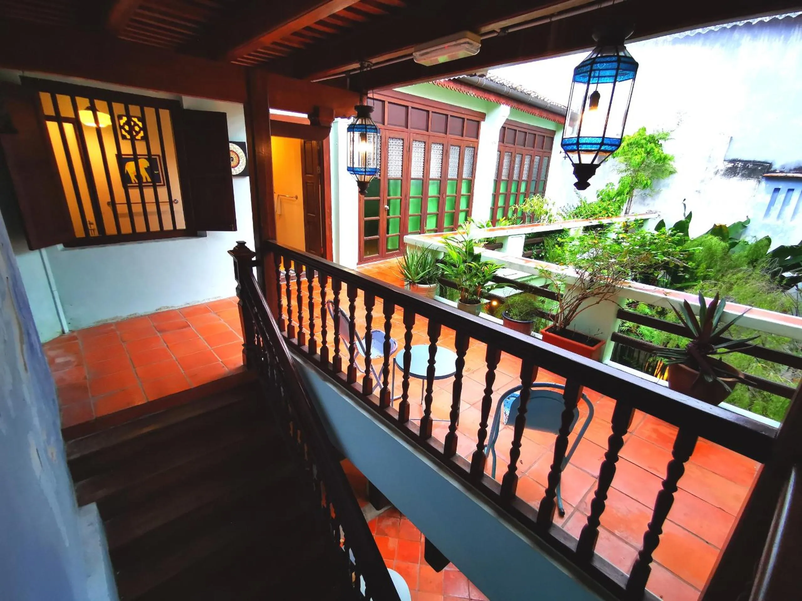 Balcony/Terrace in East Indies Mansion