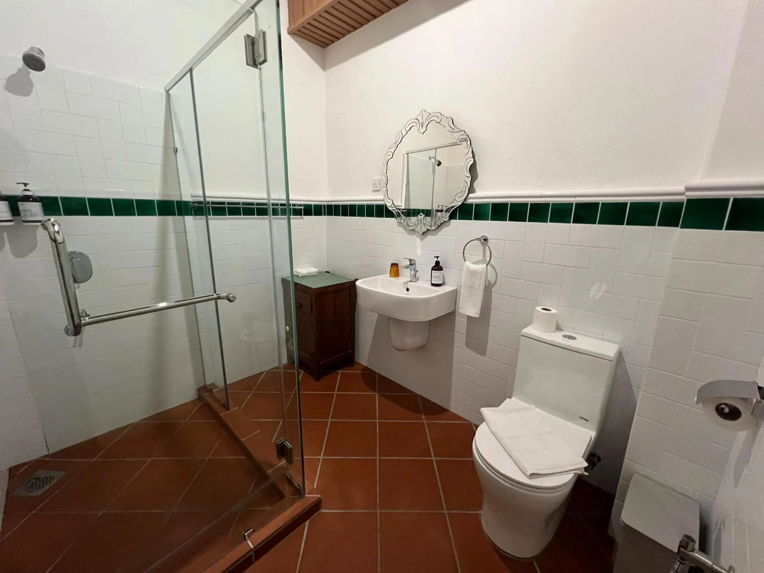 Bathroom in East Indies Mansion